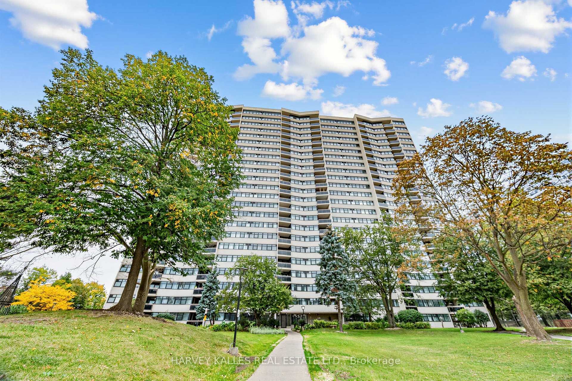 Photo 1 of Unit 1801, 100 Echo Point, Scarborough, L'Amoreaux — HOMEH