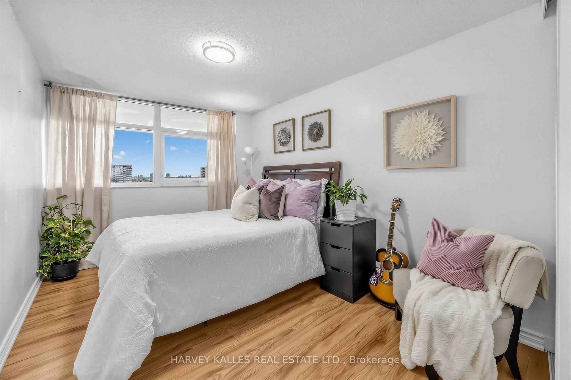 Photo 15 of Unit 1801, 100 Echo Point, Scarborough, L'Amoreaux — HOMEH