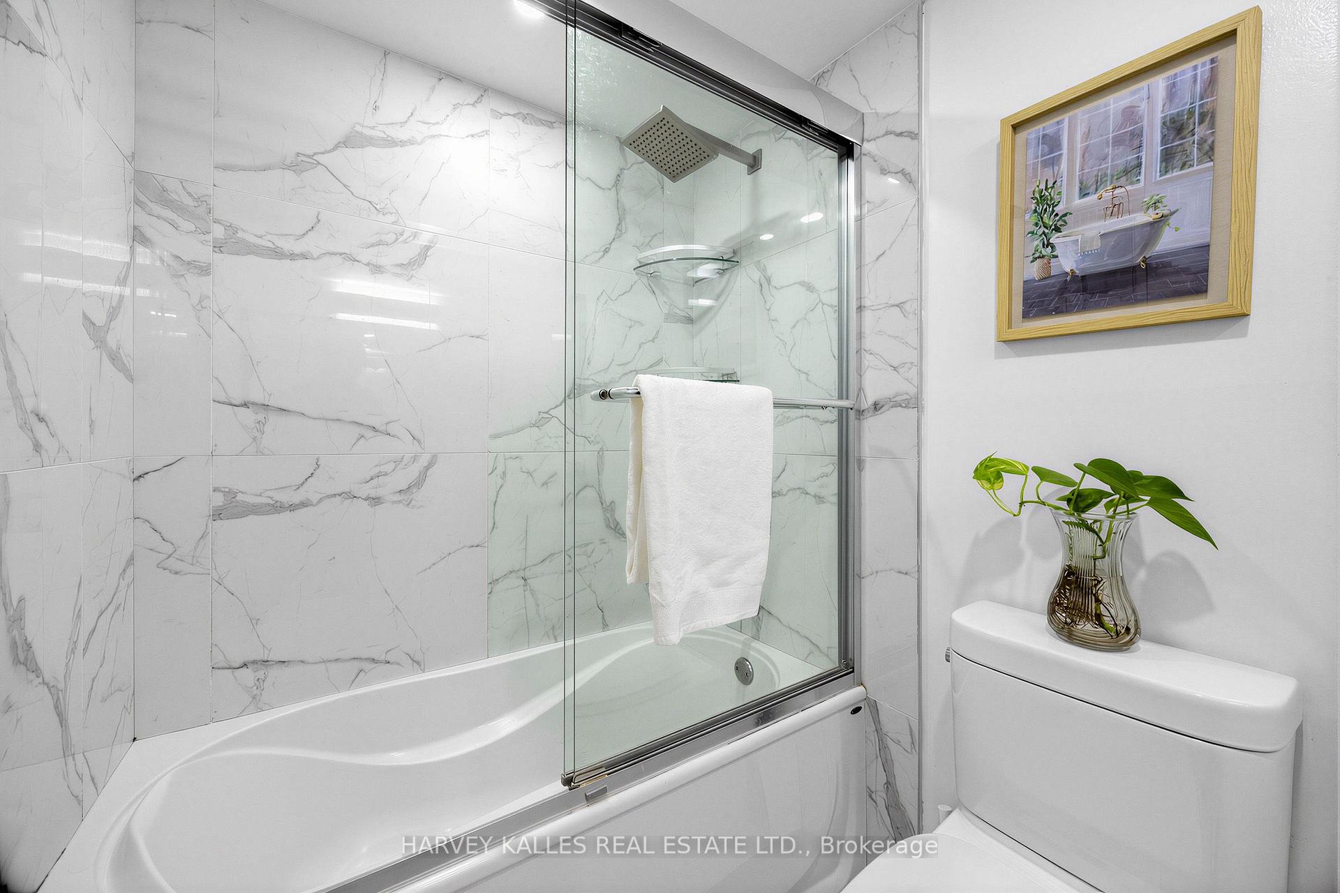 Photo 20 of Unit 1801, 100 Echo Point, Scarborough, L'Amoreaux — HOMEH