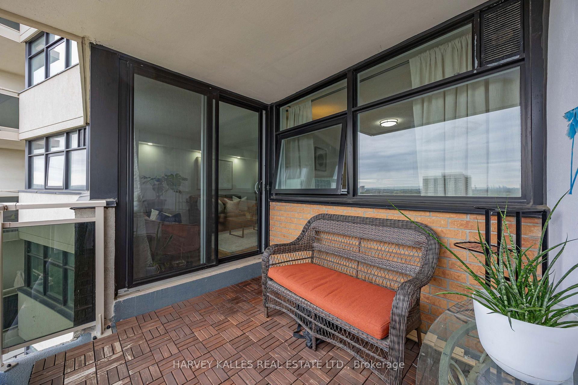 Photo 23 of Unit 1801, 100 Echo Point, Scarborough, L'Amoreaux — HOMEH