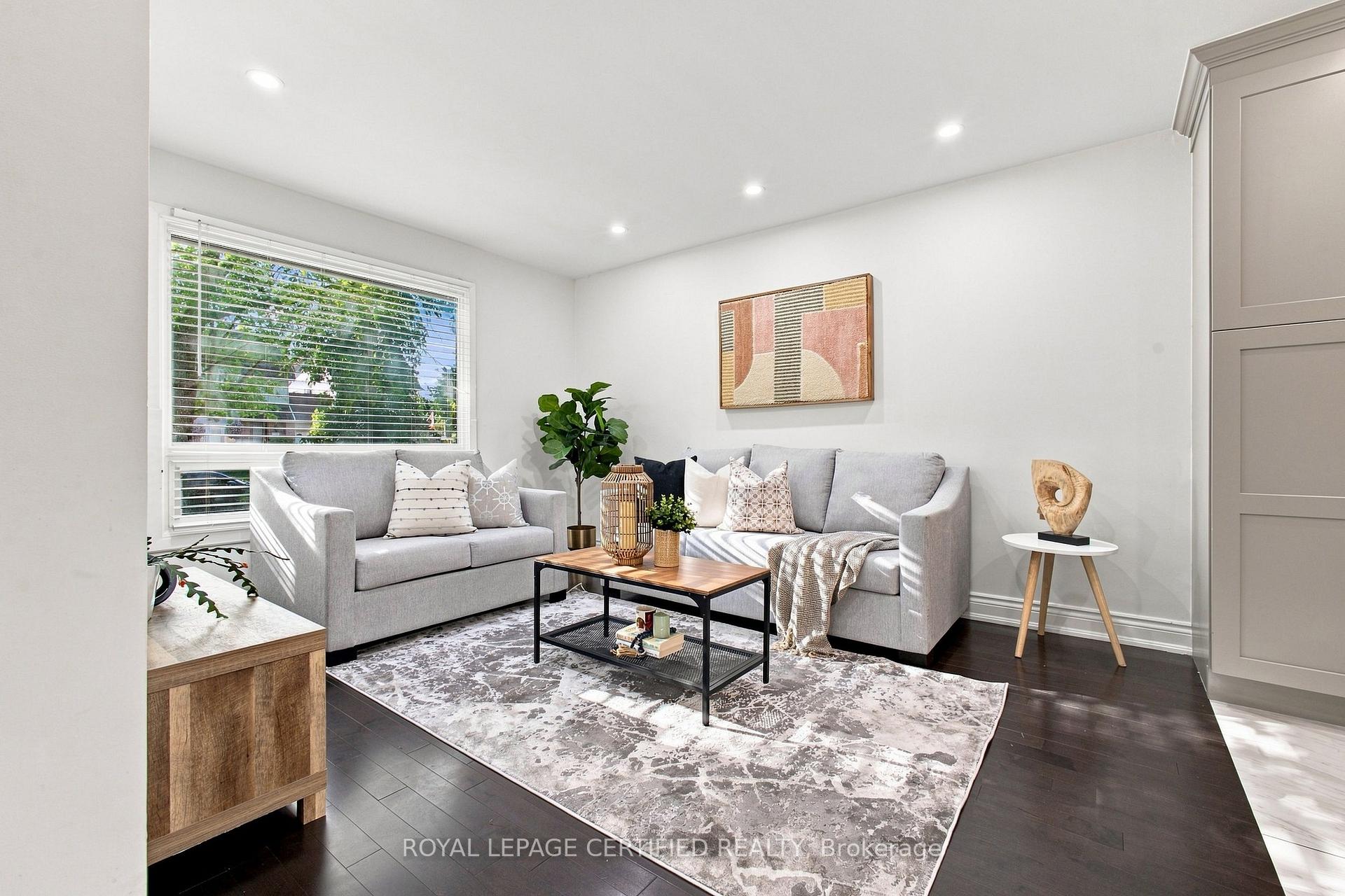 Photo 7 of 3029 Oslo Crescent, Mississauga, Meadowvale — HOMEH