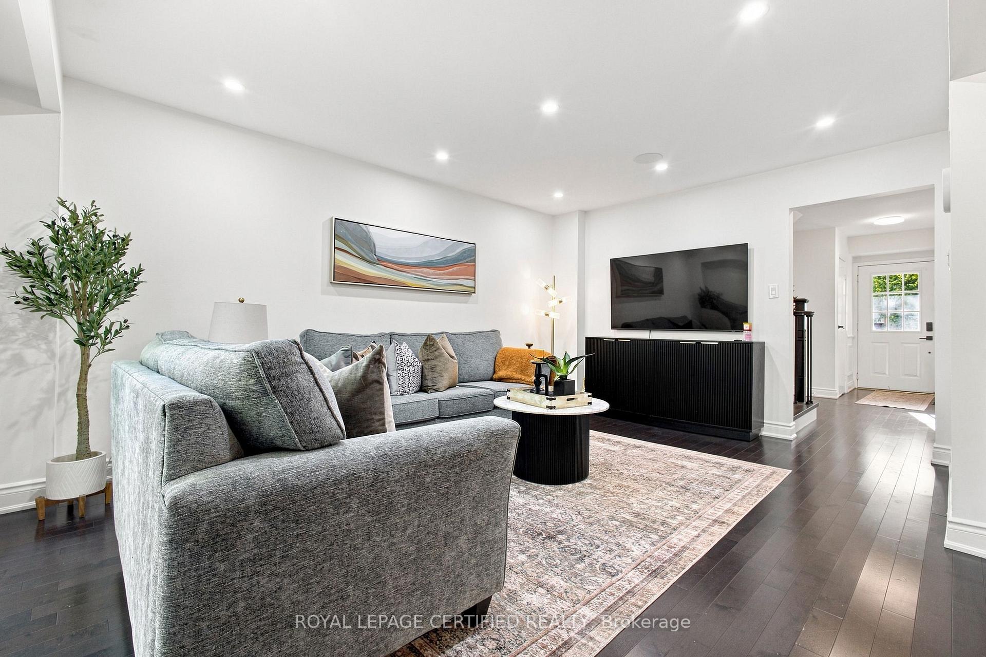Photo 16 of 3029 Oslo Crescent, Mississauga, Meadowvale — HOMEH