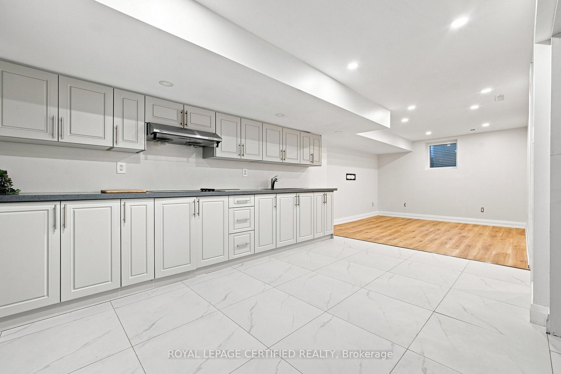 Photo 33 of 3029 Oslo Crescent, Mississauga, Meadowvale — HOMEH