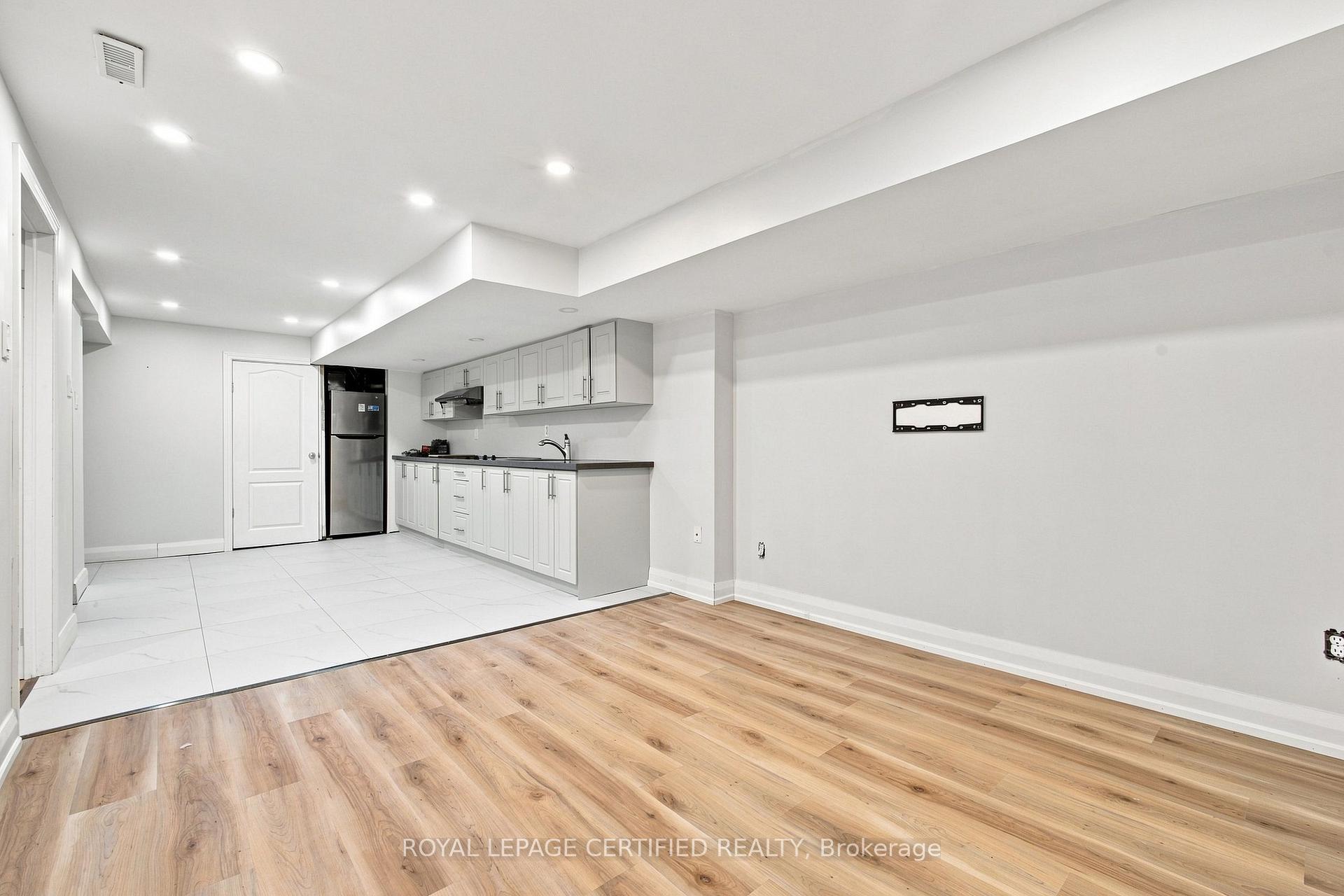 Photo 34 of 3029 Oslo Crescent, Mississauga, Meadowvale — HOMEH