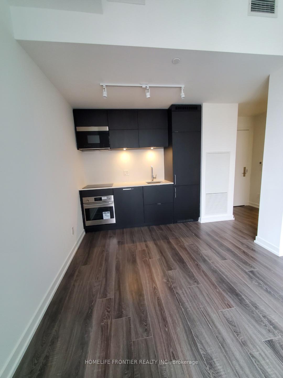 Photo 3 of Unit 1320, 20 Edward Street, Toronto, Bay Street Corridor — HOMEH