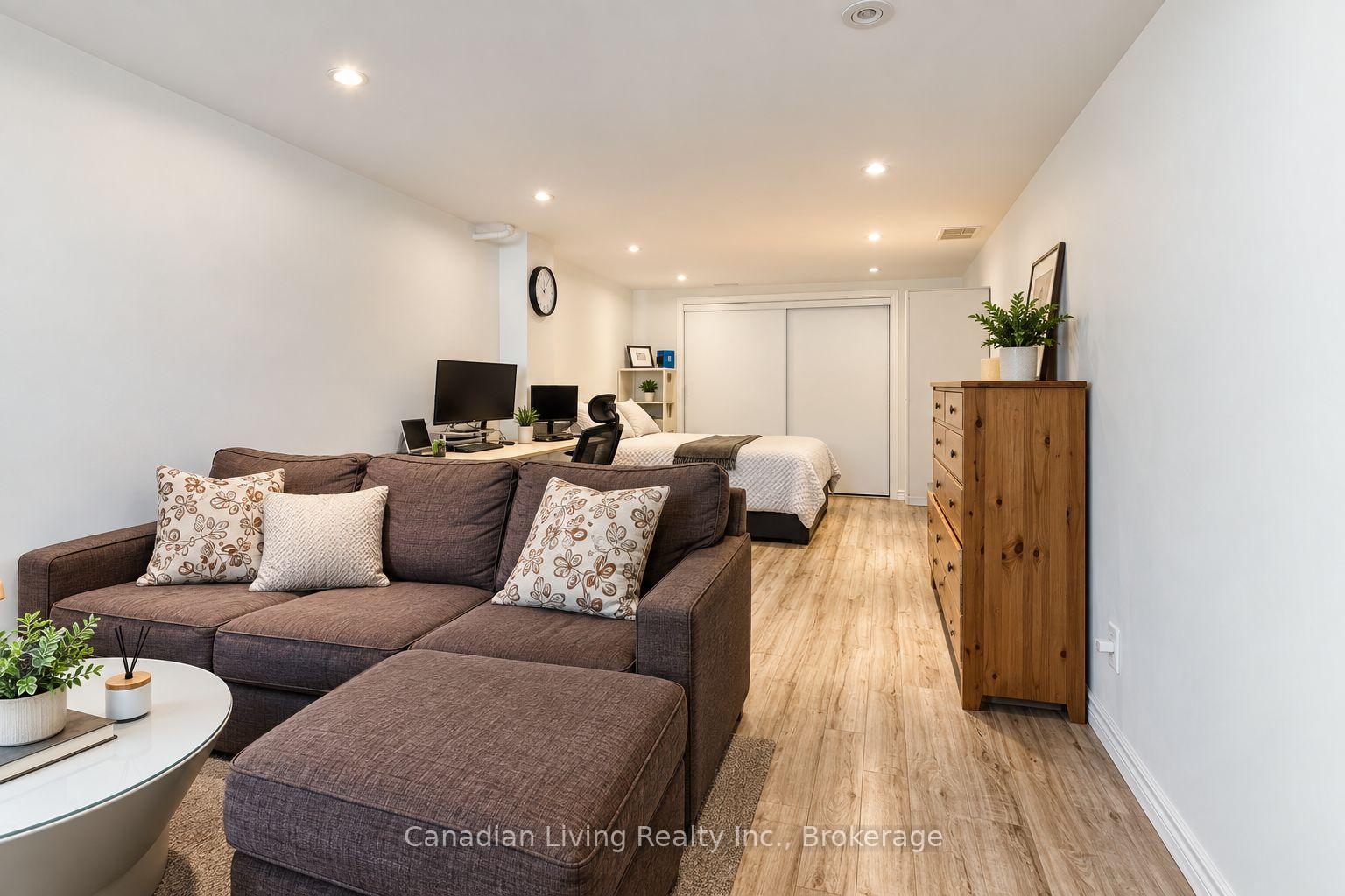 Photo 31 of 60 Scotney Grove, Scarborough, Malvern — HOMEH