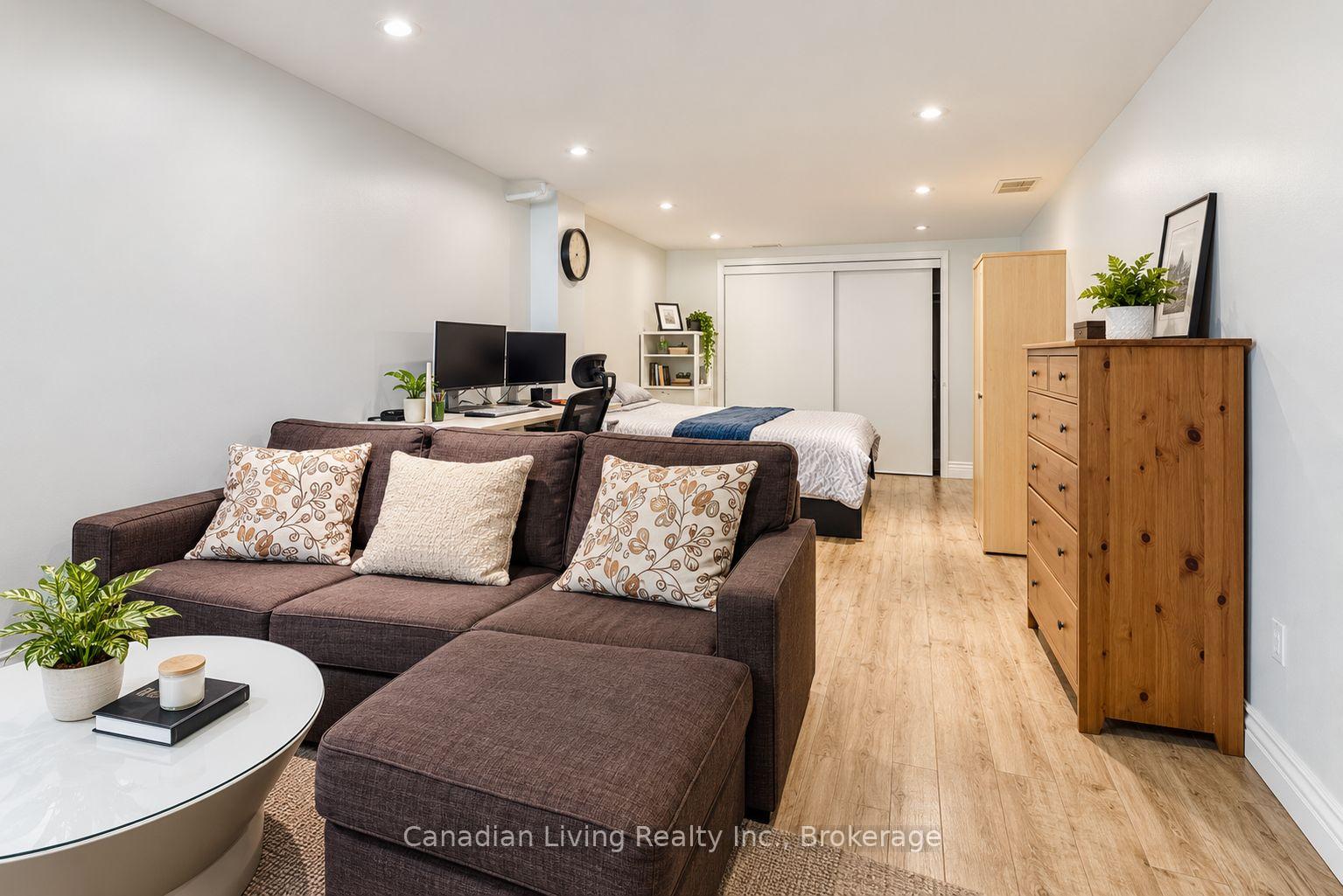Photo 33 of 60 Scotney Grove, Scarborough, Malvern — HOMEH