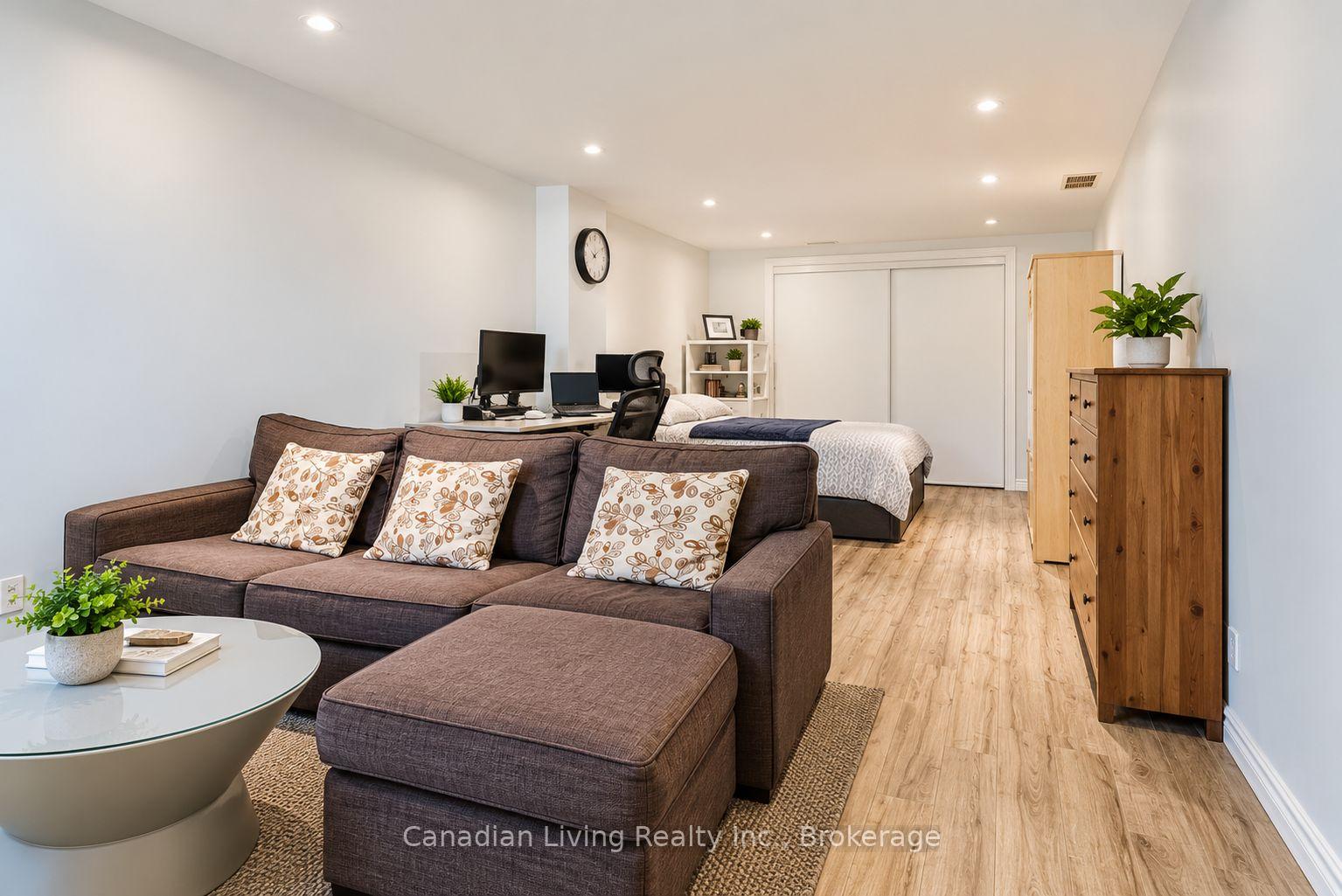 Photo 37 of 60 Scotney Grove, Scarborough, Malvern — HOMEH