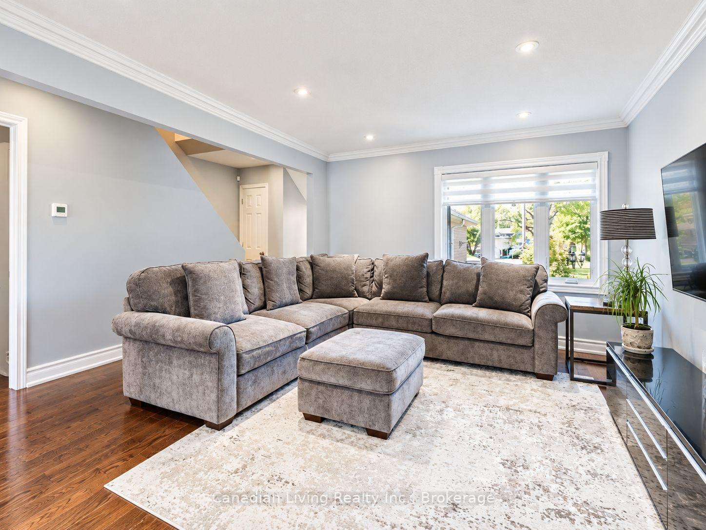 Photo 44 of 60 Scotney Grove, Scarborough, Malvern — HOMEH