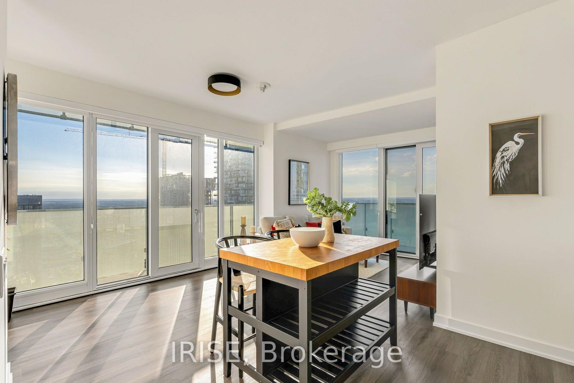 Photo 8 of Unit 5010, 3883 Quartz Road, Mississauga, City Centre — HOMEH