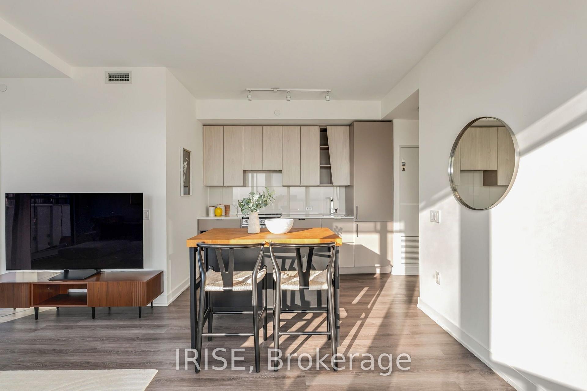 Photo 9 of Unit 5010, 3883 Quartz Road, Mississauga, City Centre — HOMEH