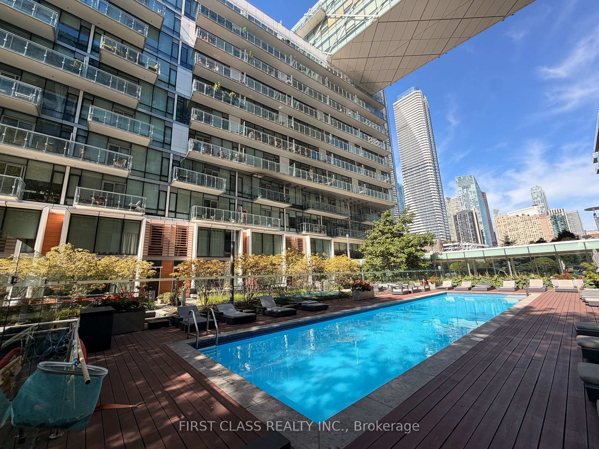 Photo 32 of Unit 625, 39 Queens Quay E, Toronto, Waterfront Communities — HOMEH