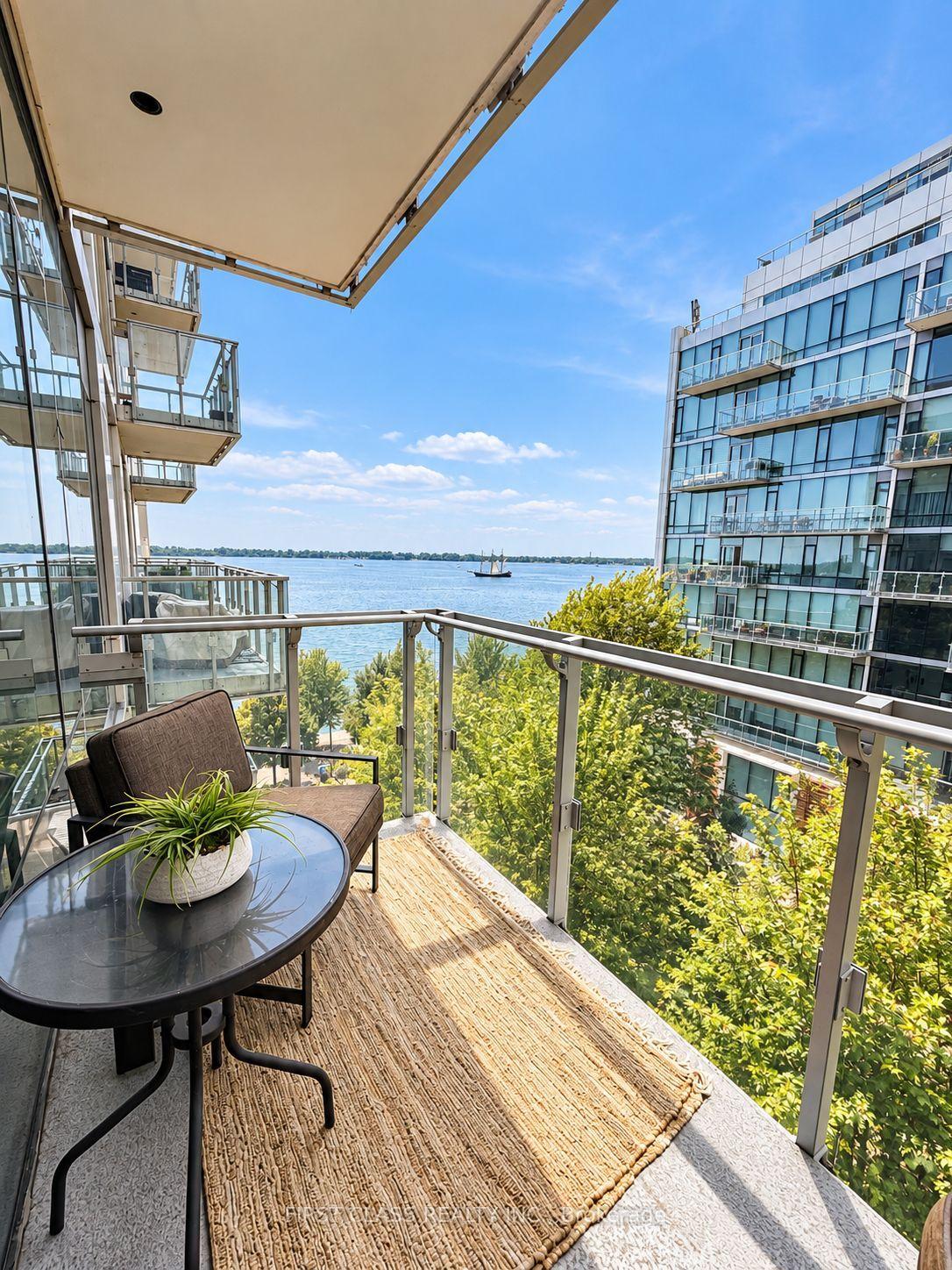 Photo 2 of Unit 625, 39 Queens Quay E, Toronto, Waterfront Communities — HOMEH