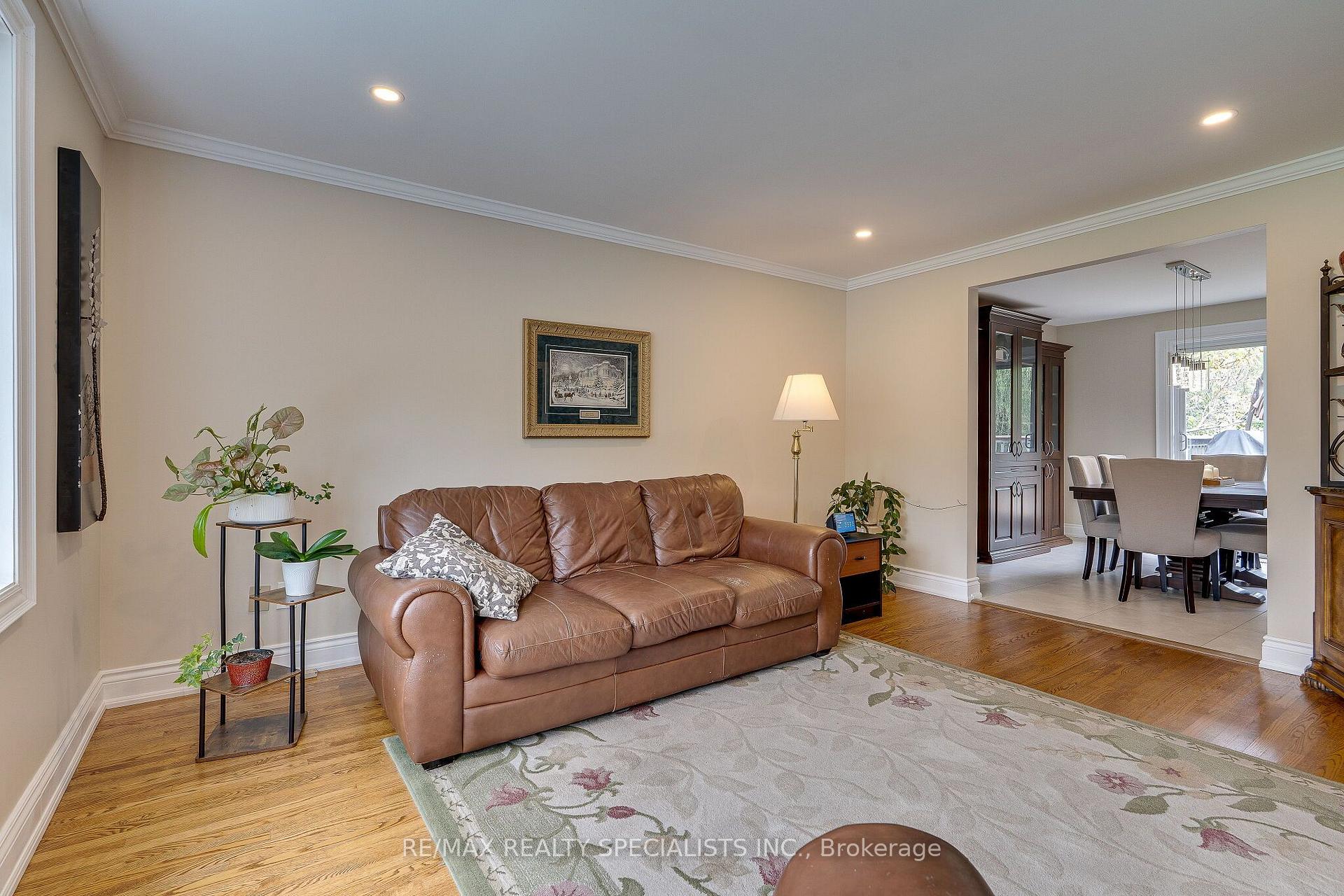 Photo 11 of 7 Orsi Road, Caledon, Caledon East — HOMEH