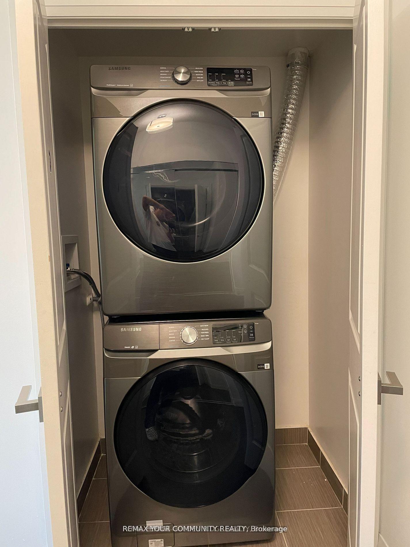 Photo 5 of Unit 2231, 7161 Yonge Street, Markham, Grandview — HOMEH