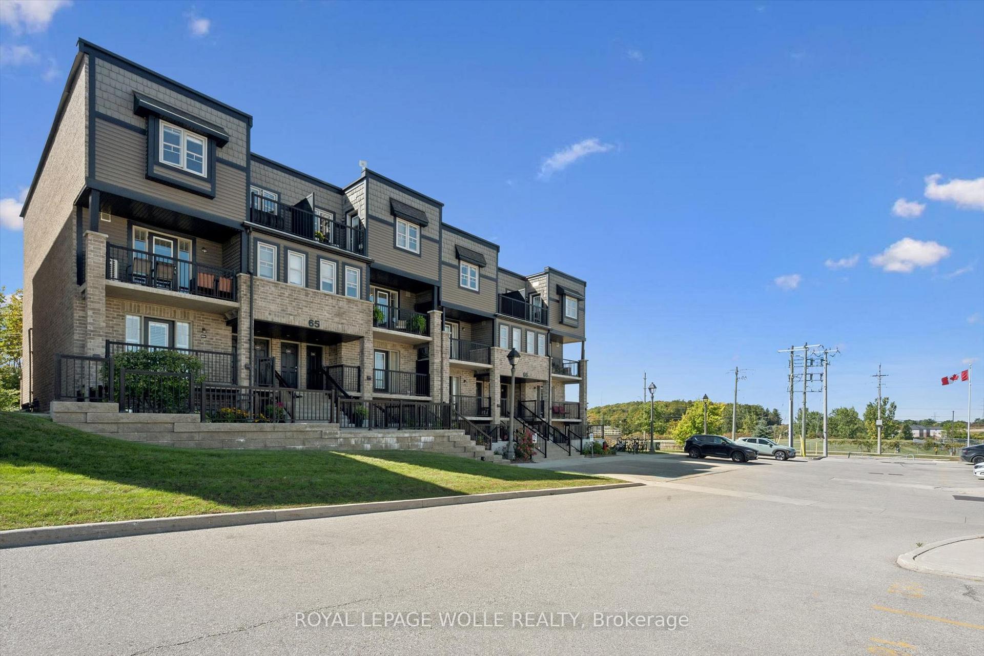 Photo 3 of Unit 65E, 1989 Ottawa Street S, Kitchener, Larentian West — HOMEH