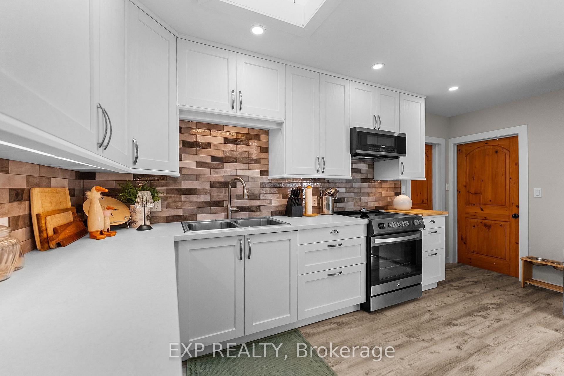 Photo 21 of 42195 Combermere Road, Madawaska Valley, Madawaska Valley — HOMEH