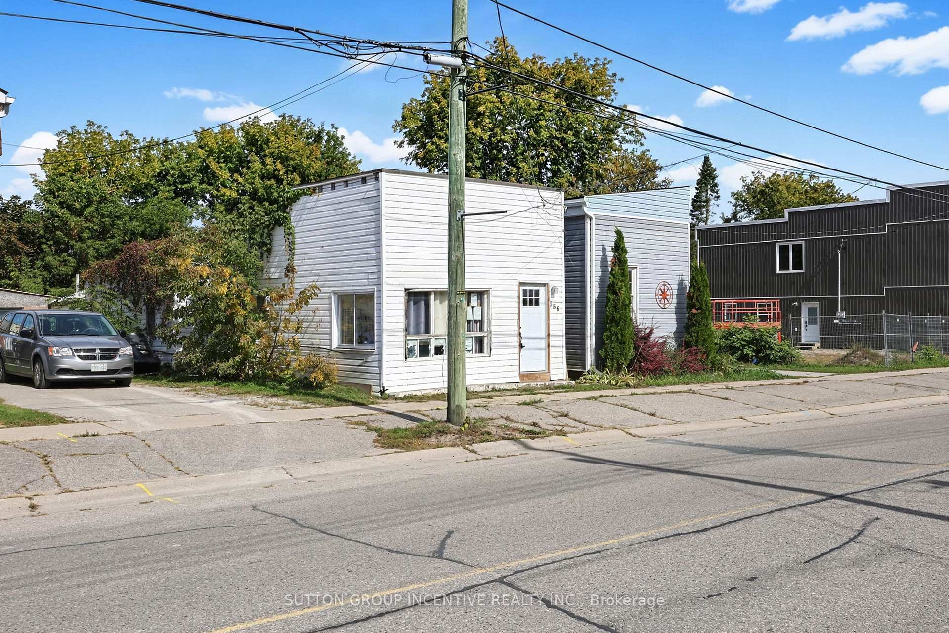 Photo 2 of 366 Talbot Street, Tay, Port McNicoll — HOMEH