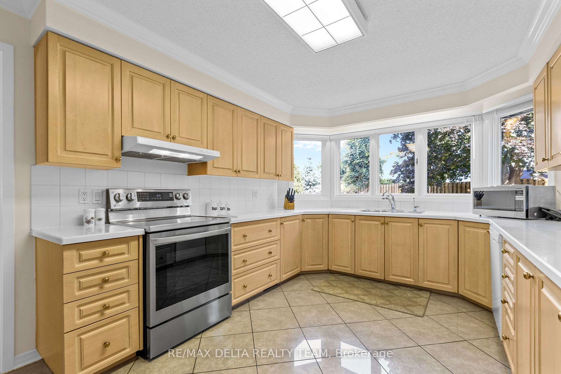 Photo 11 of 11 Garand Place, Ottawa, Guildwood Estates - Urbandale Acres — HOMEH