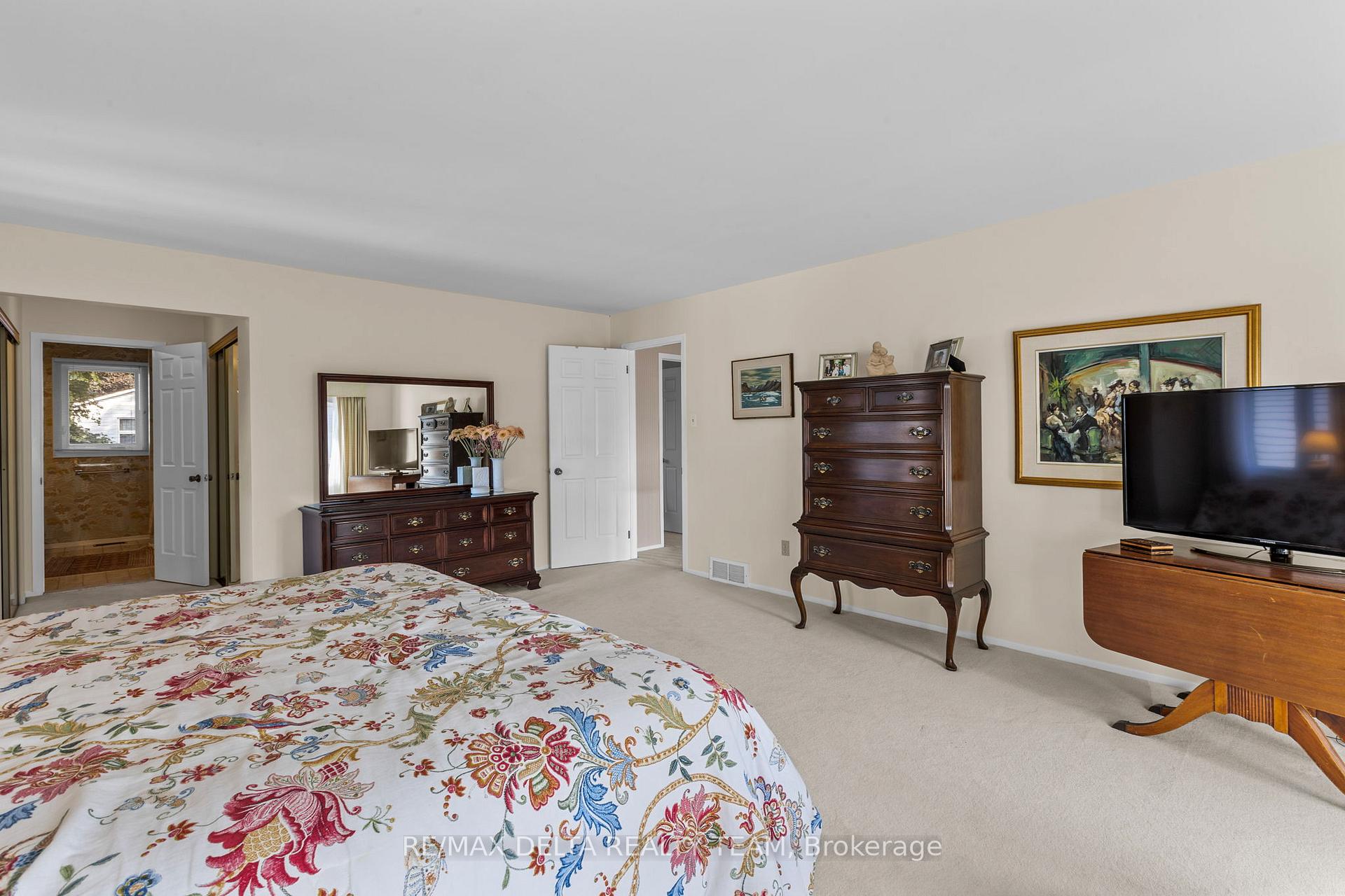 Photo 20 of 11 Garand Place, Ottawa, Guildwood Estates - Urbandale Acres — HOMEH