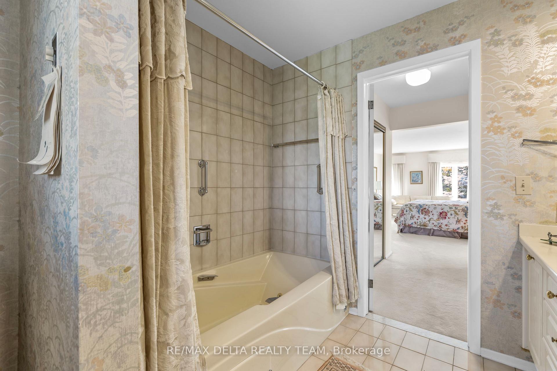 Photo 22 of 11 Garand Place, Ottawa, Guildwood Estates - Urbandale Acres — HOMEH