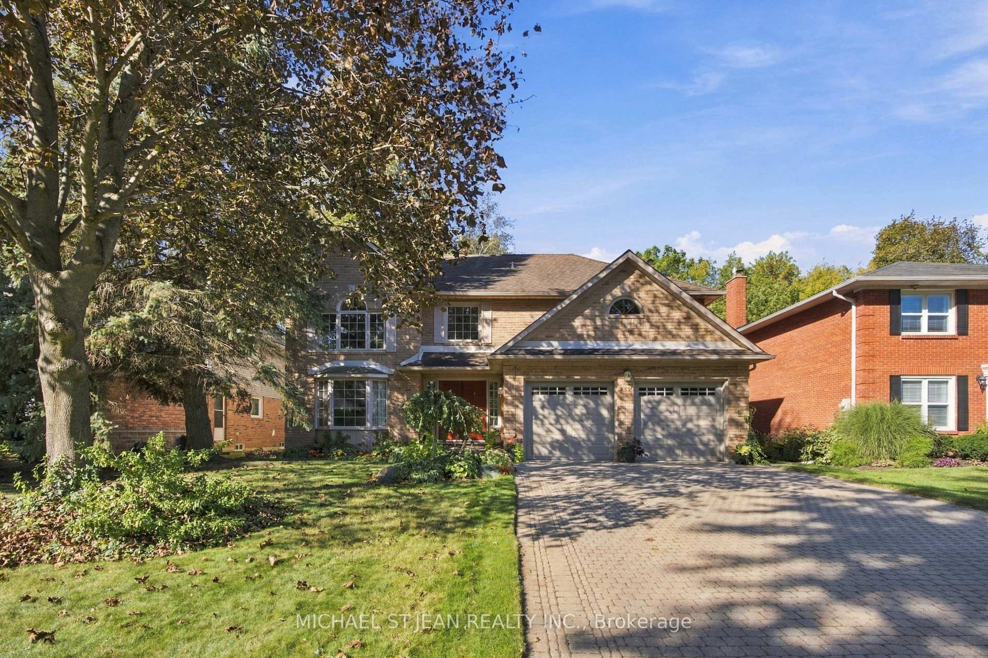 Photo 4 of 152 Seymour Drive, Hamilton, Ancaster — HOMEH