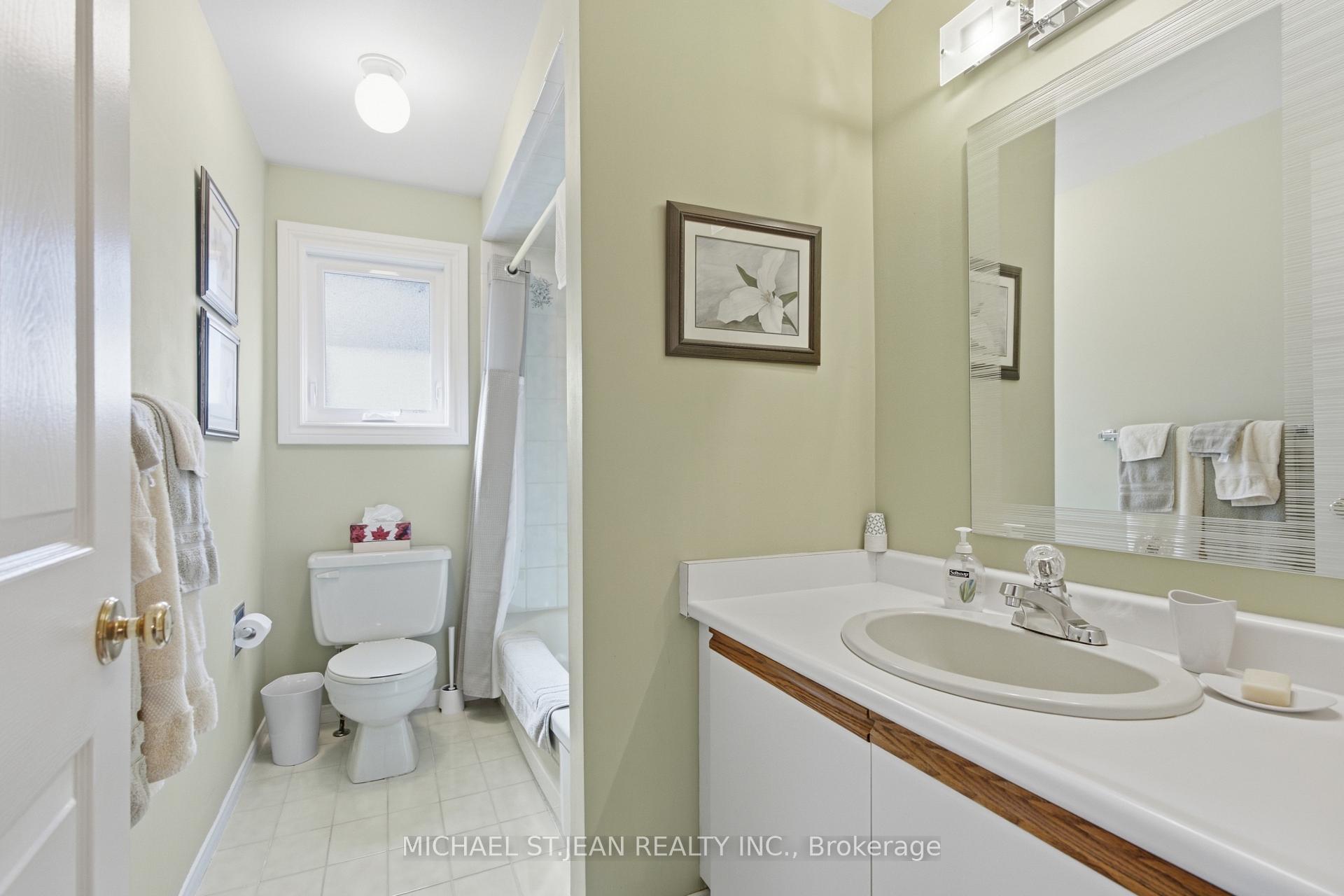 Photo 30 of 152 Seymour Drive, Hamilton, Ancaster — HOMEH