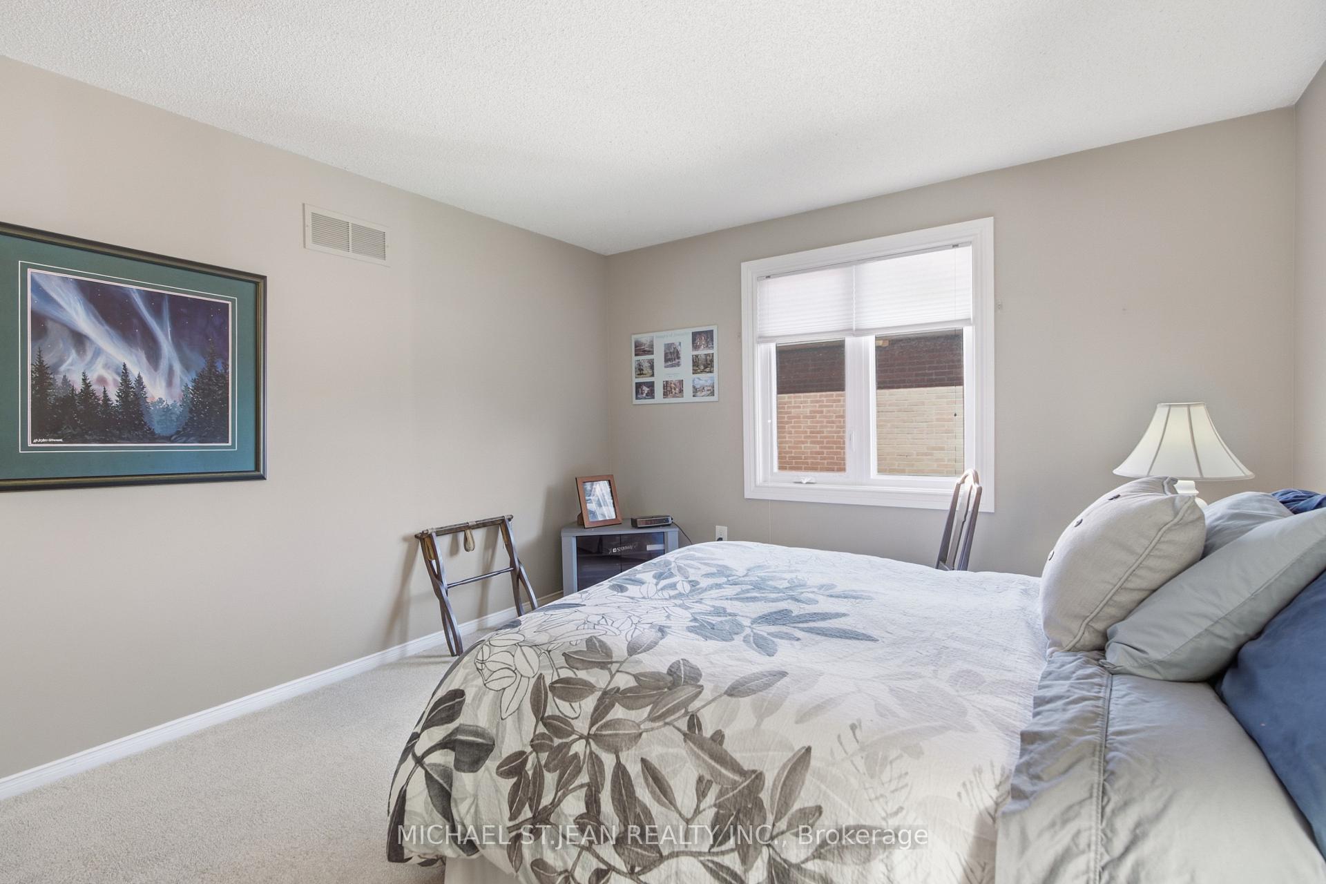 Photo 35 of 152 Seymour Drive, Hamilton, Ancaster — HOMEH