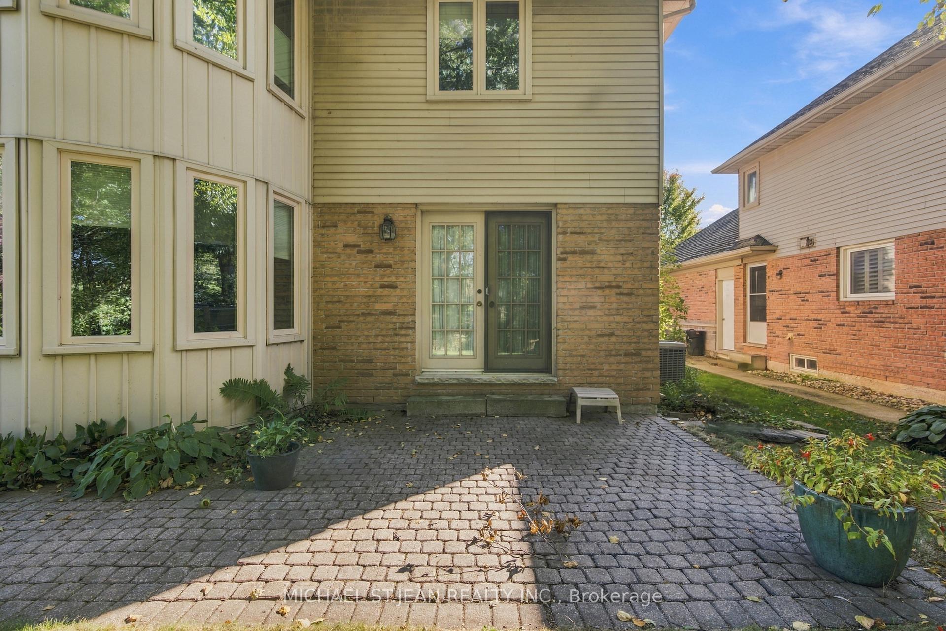 Photo 46 of 152 Seymour Drive, Hamilton, Ancaster — HOMEH