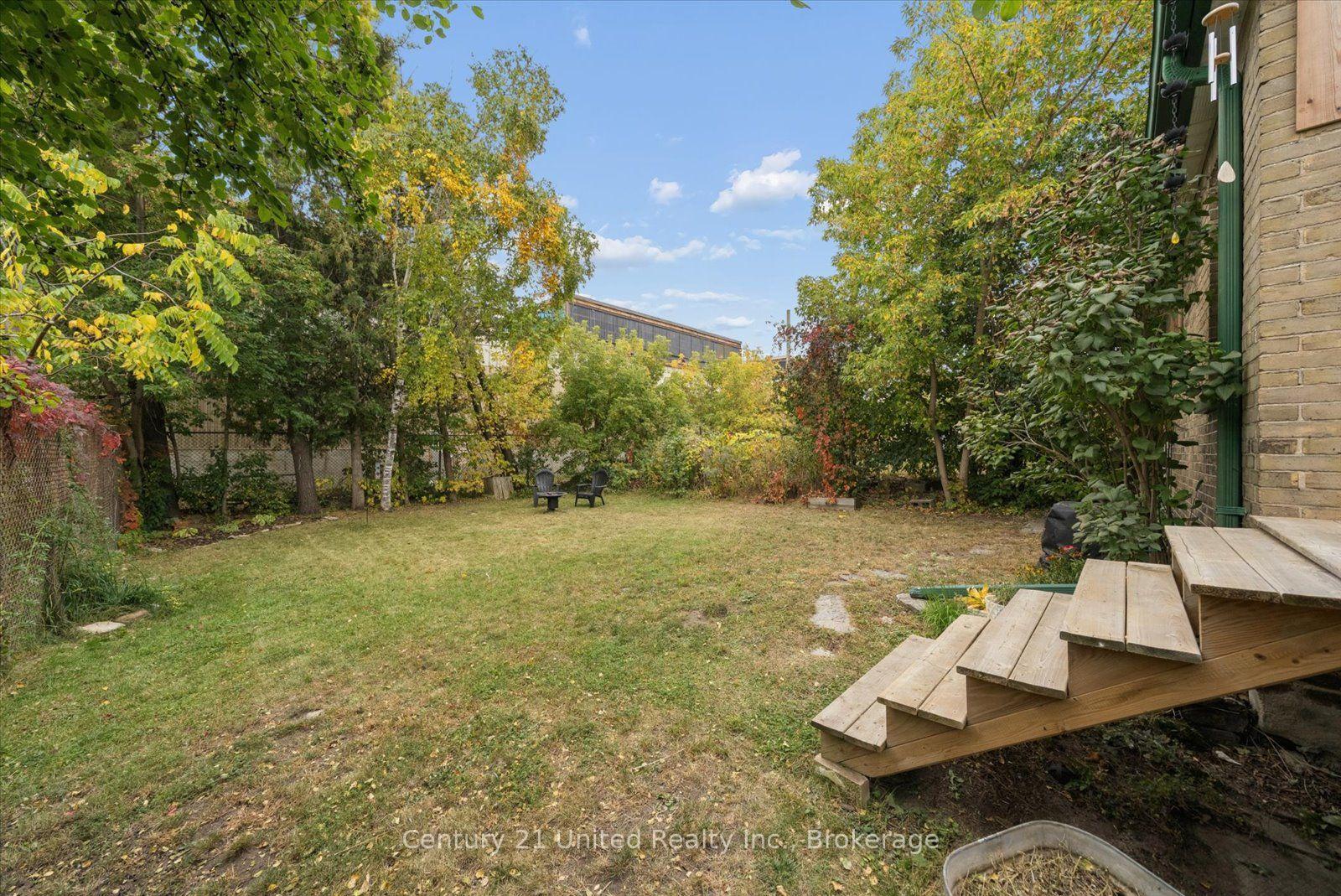 Photo 35 of 555 Romaine Street, Peterborough, Town Ward 3 — HOMEH