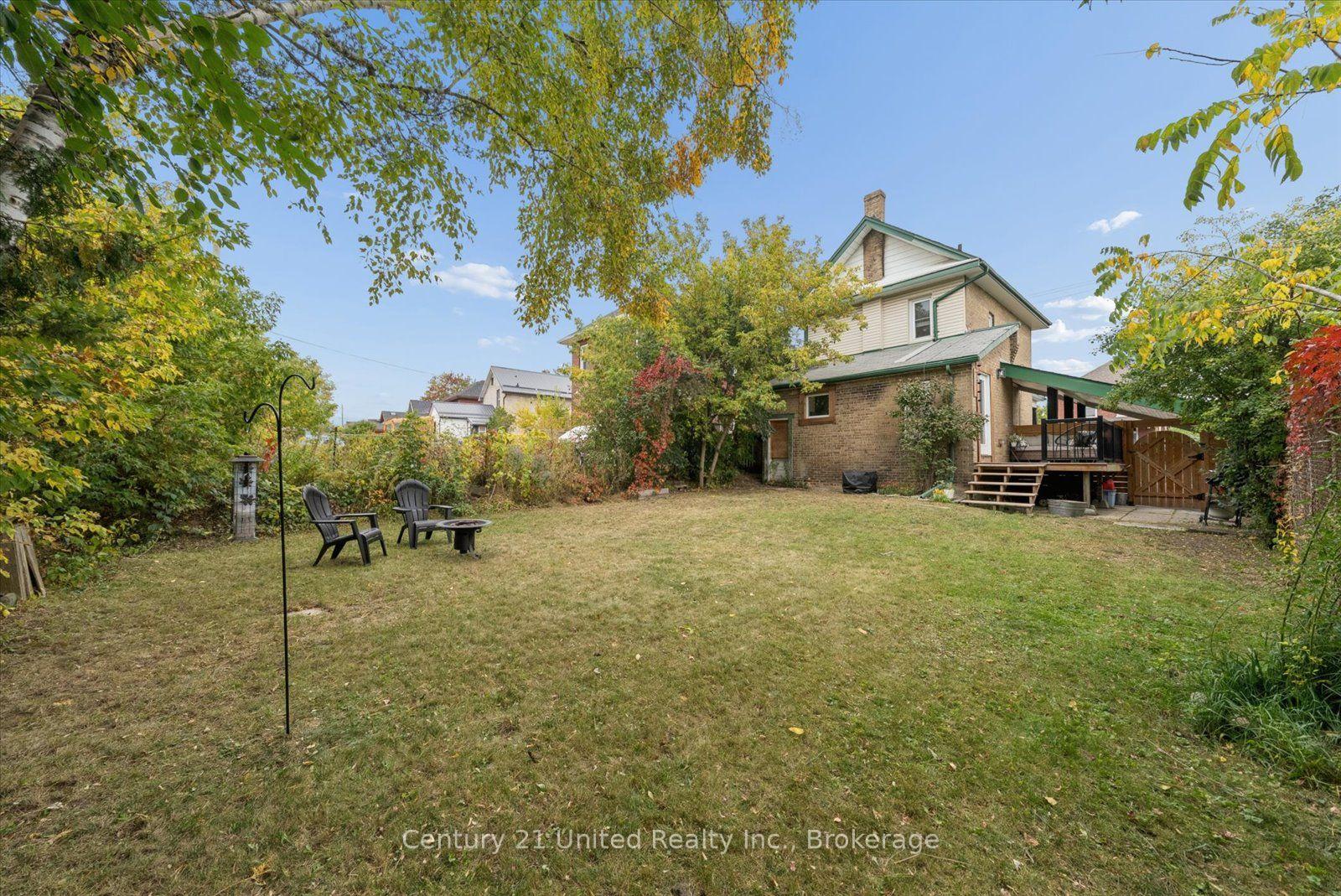 Photo 36 of 555 Romaine Street, Peterborough, Town Ward 3 — HOMEH