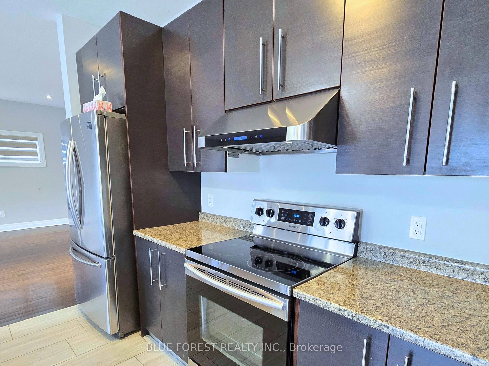 Photo 6 of Unit 23, 2587 Sheffield Boulevard, London, South U — HOMEH