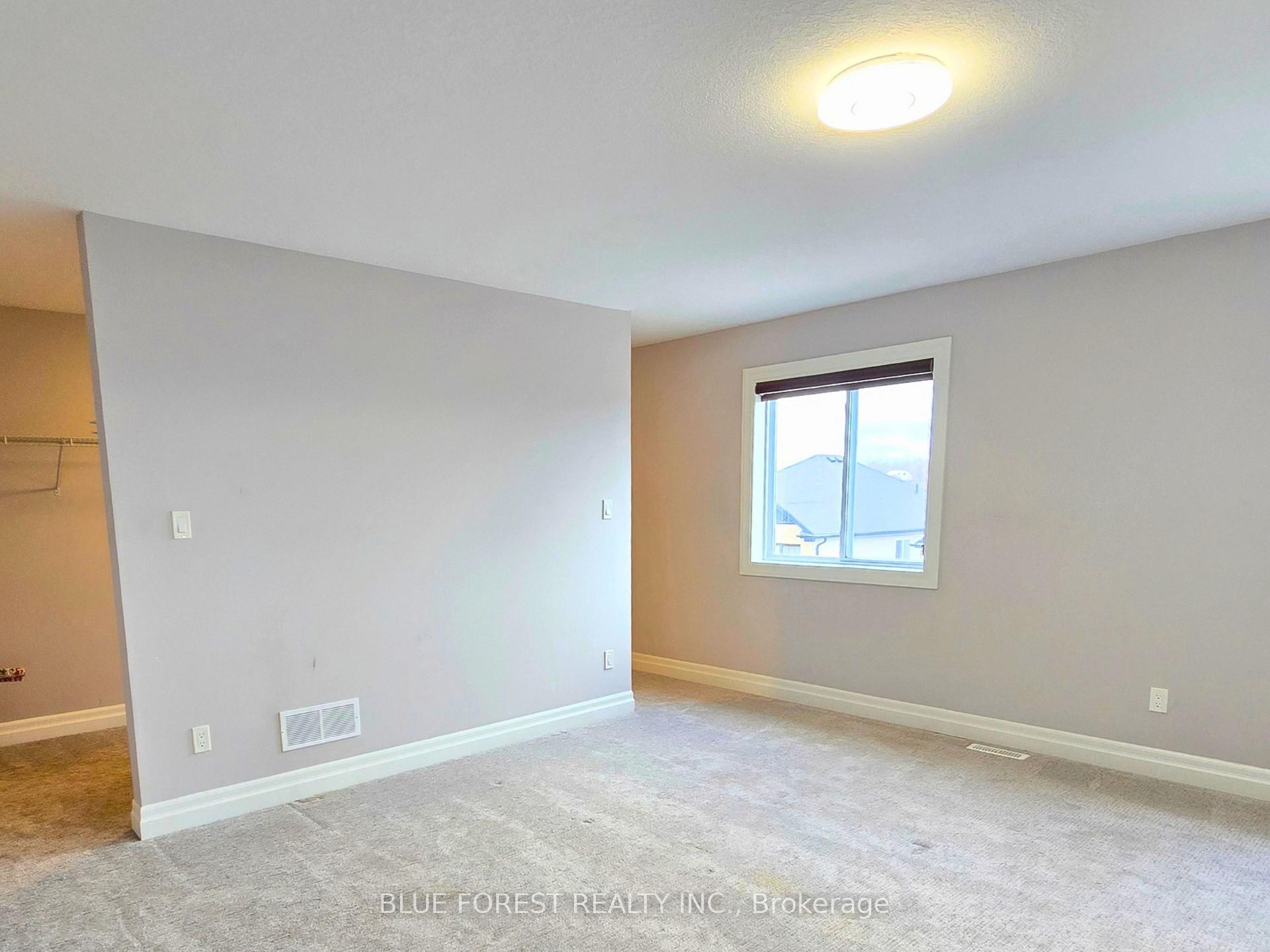 Photo 9 of Unit 23, 2587 Sheffield Boulevard, London, South U — HOMEH