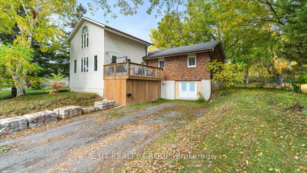 Photo of 44 Hillcrest Drive