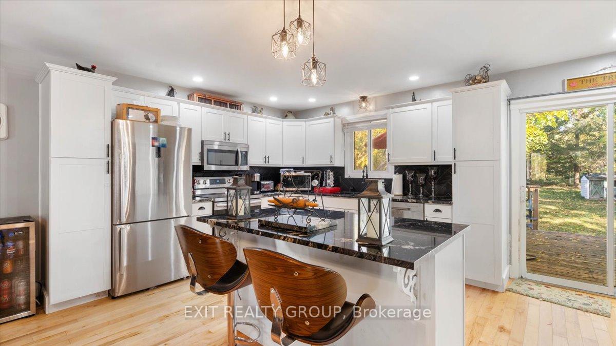 Photo 15 of 44 Hillcrest Drive, Quinte West, Murray Ward — HOMEH