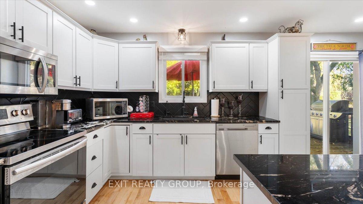 Photo 18 of 44 Hillcrest Drive, Quinte West, Murray Ward — HOMEH
