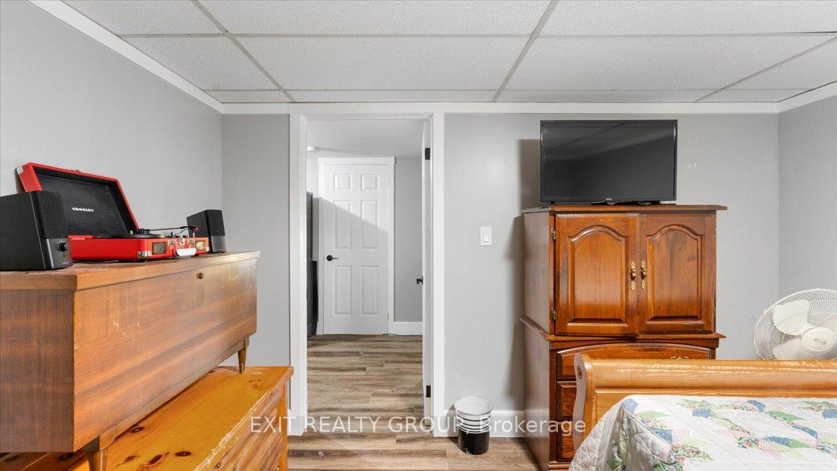 Photo 38 of 44 Hillcrest Drive, Quinte West, Murray Ward — HOMEH
