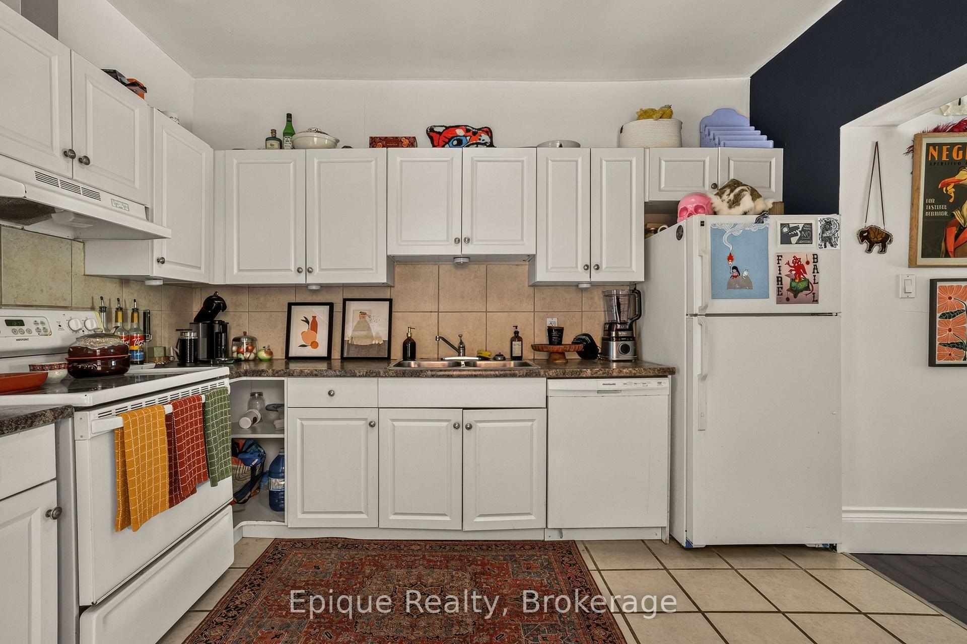 Photo 9 of 170 Emerald Street S, Hamilton, Stinson — HOMEH