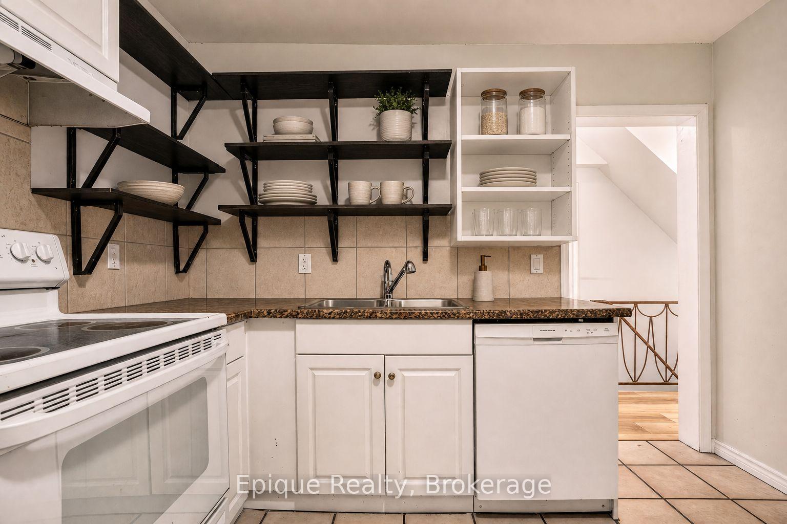 Photo 12 of 170 Emerald Street S, Hamilton, Stinson — HOMEH