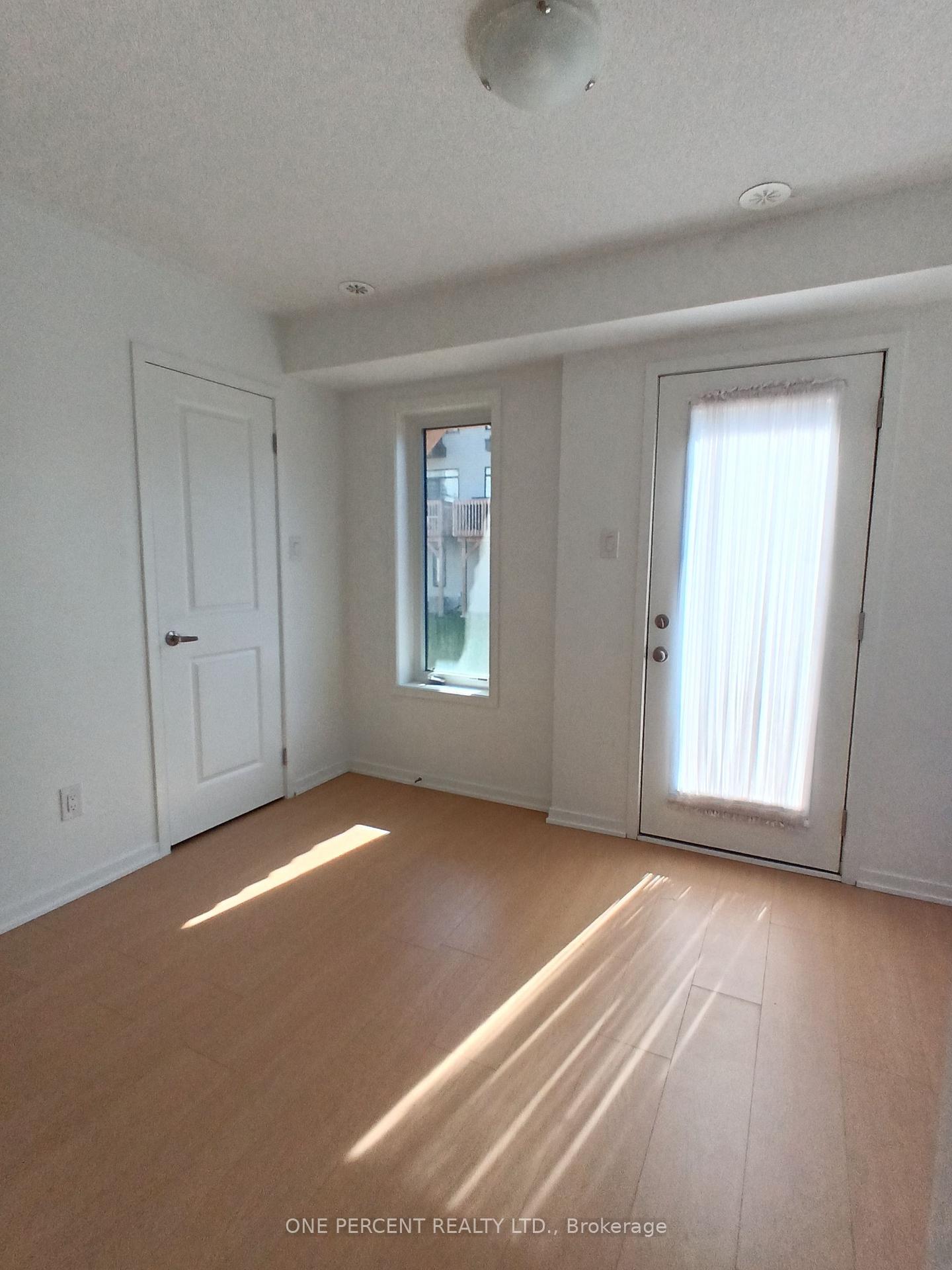 Photo 25 of 743 Stanstead Path, Oshawa, Samac — HOMEH
