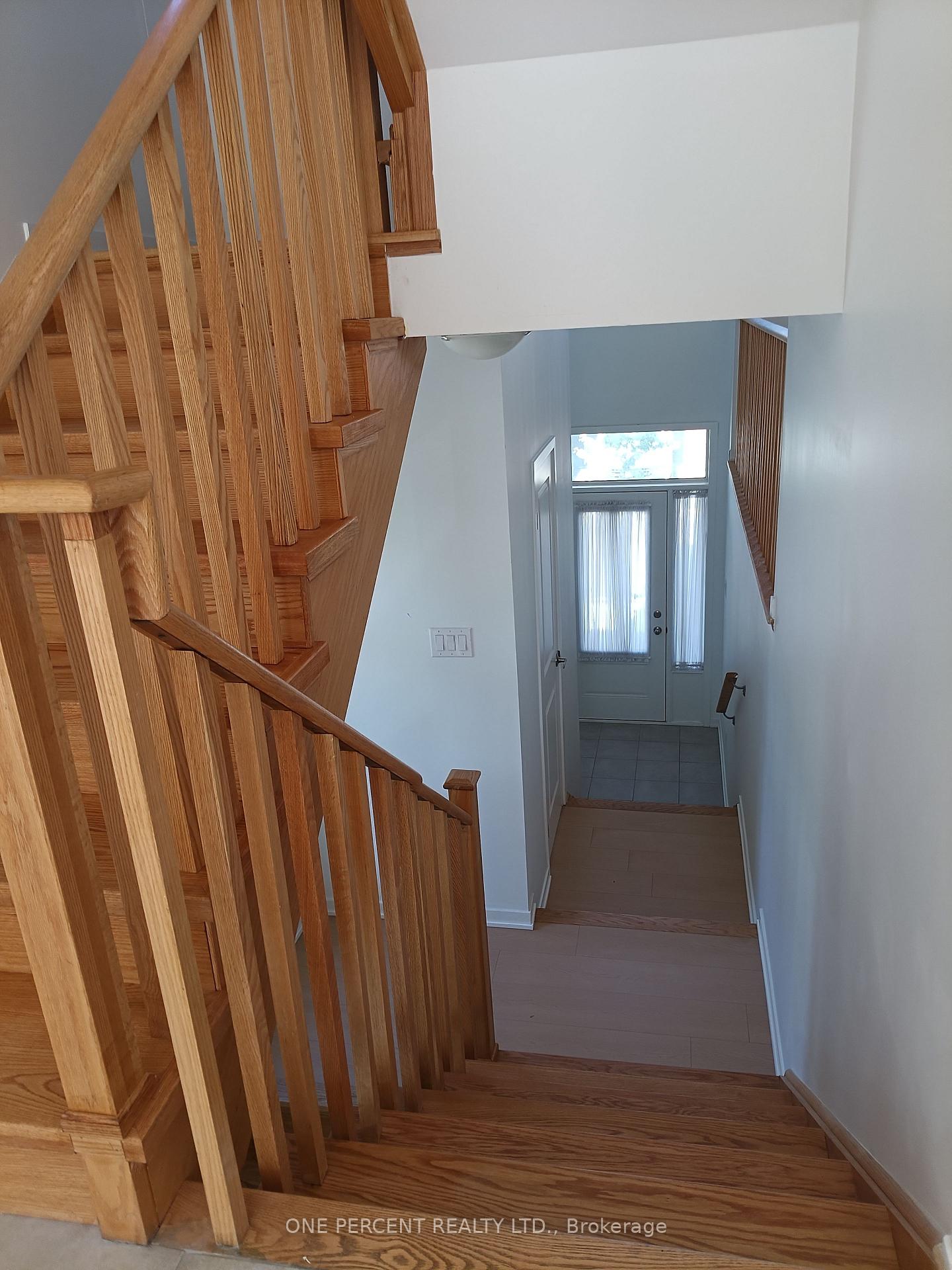 Photo 26 of 743 Stanstead Path, Oshawa, Samac — HOMEH