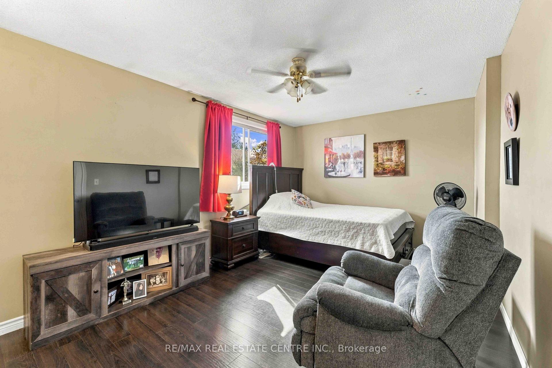 Photo 18 of Unit 4, 899 Stone Church Road E, Hamilton, Quinndale — HOMEH