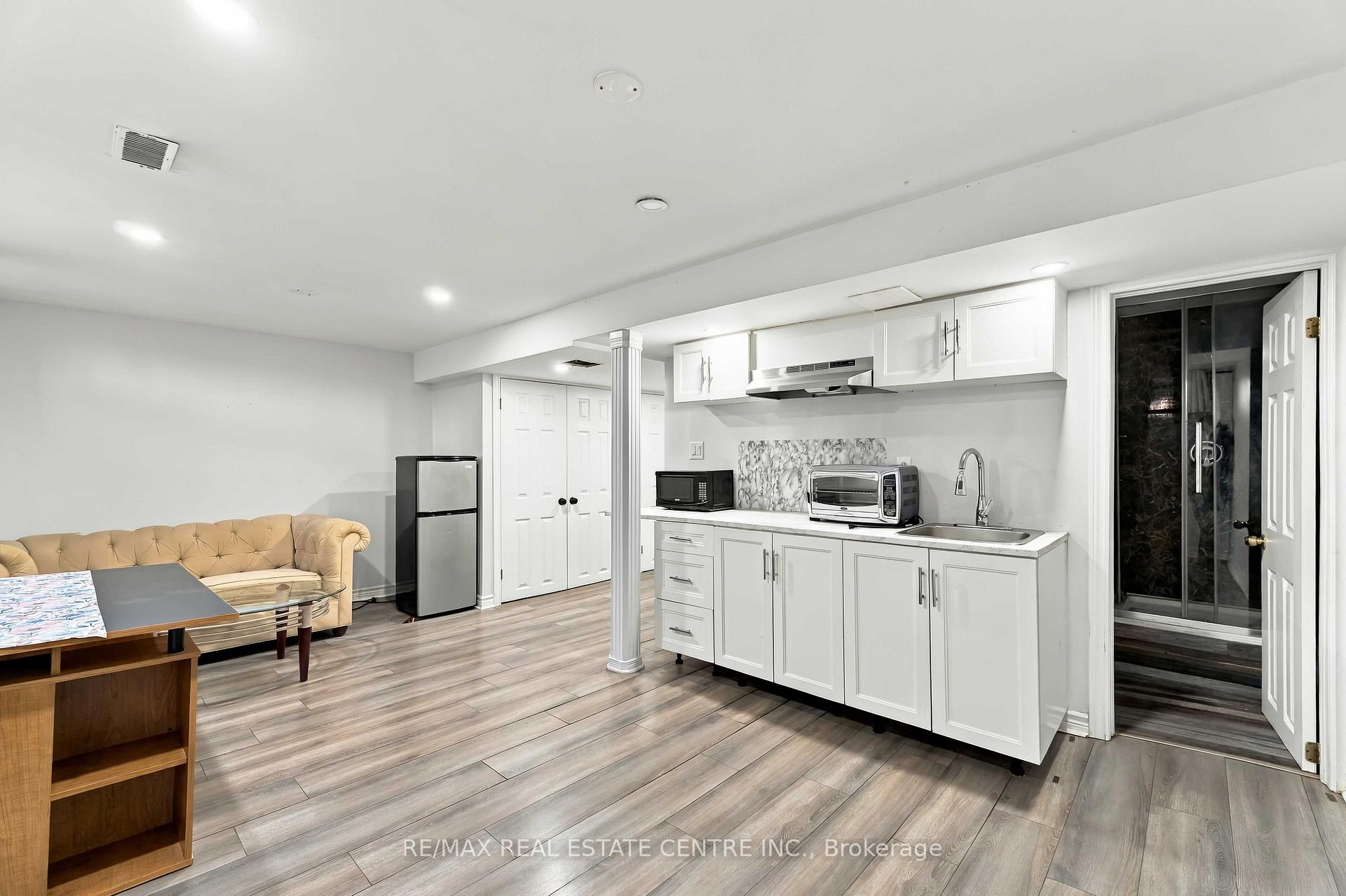 Photo 26 of Unit 4, 899 Stone Church Road E, Hamilton, Quinndale — HOMEH