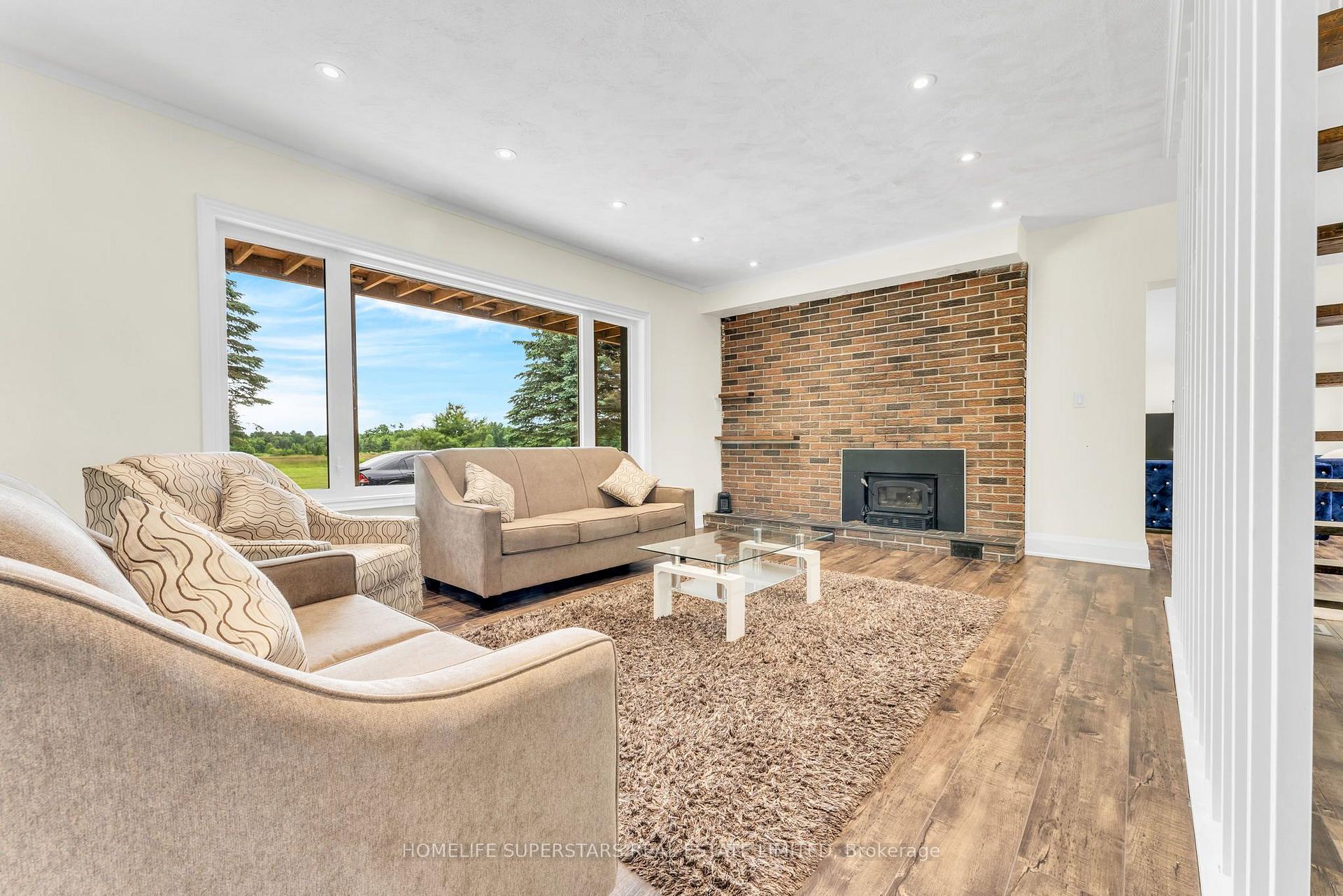 Photo 7 of 689 Northline Road, Kawartha Lakes, Somerville — HOMEH