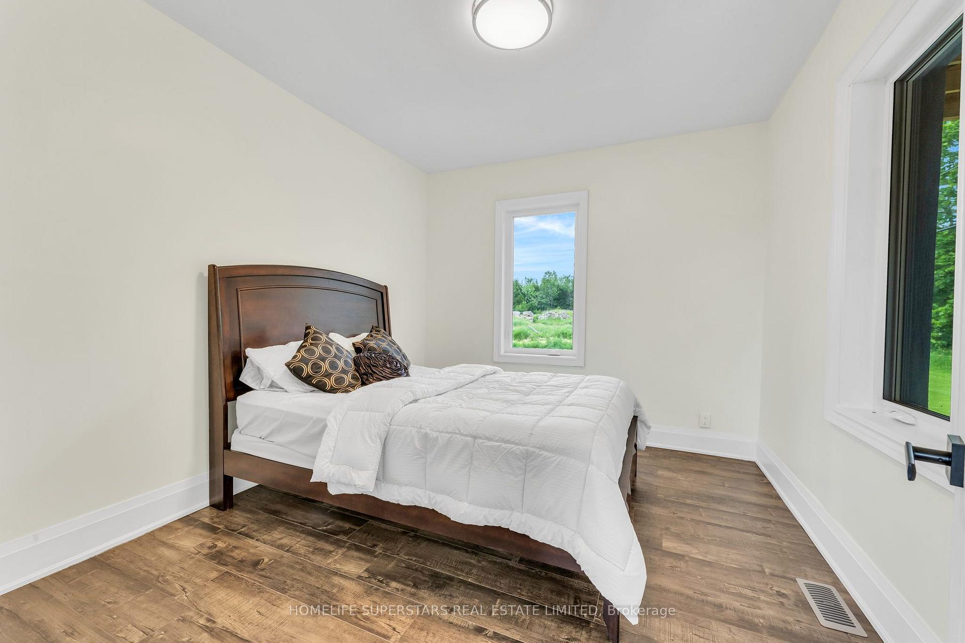 Photo 13 of 689 Northline Road, Kawartha Lakes, Somerville — HOMEH