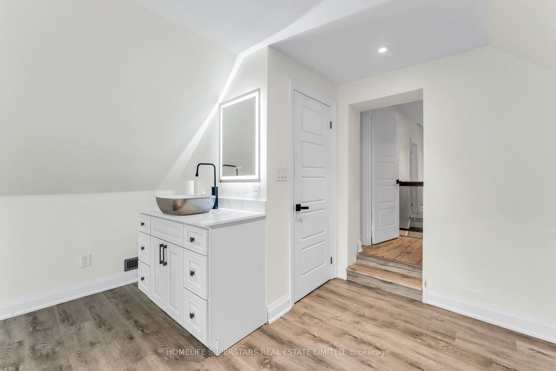 Photo 15 of 689 Northline Road, Kawartha Lakes, Somerville — HOMEH