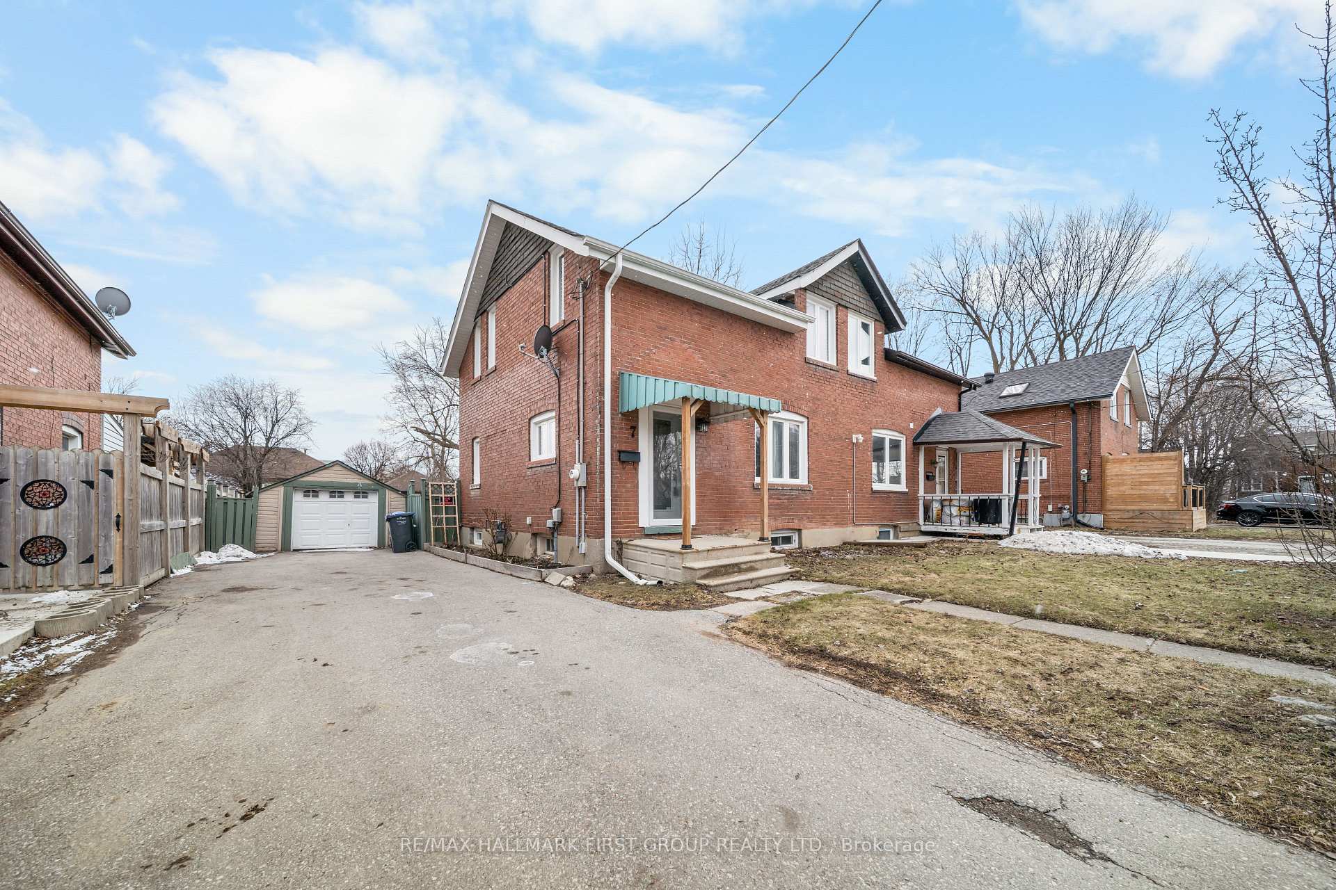 Photo 43 of 7 Mcmurchy Avenue S, Brampton, Downtown Brampton — HOMEH