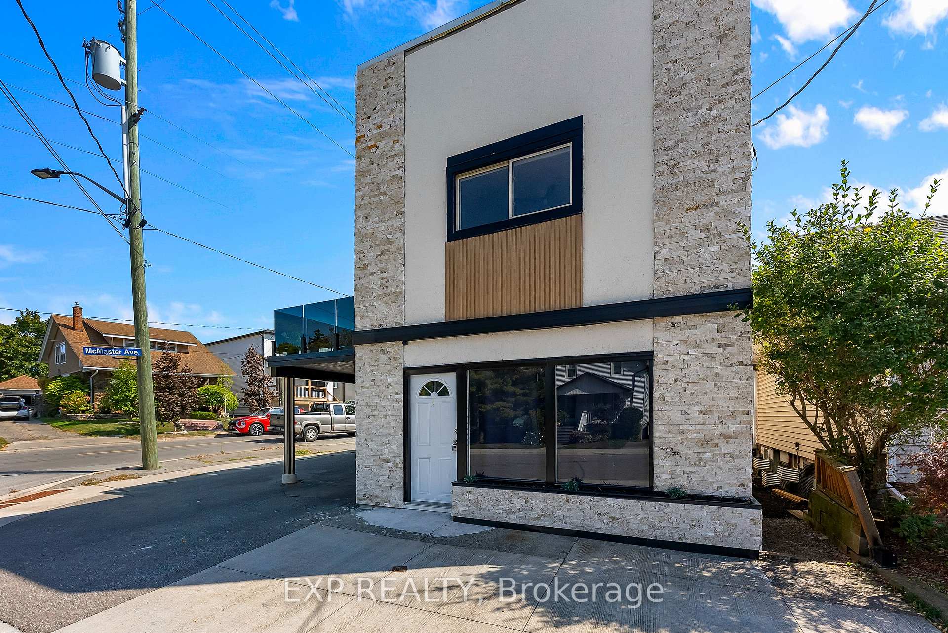 Photo 8 of 60 Margery Road, Welland, Welland Downtown — HOMEH