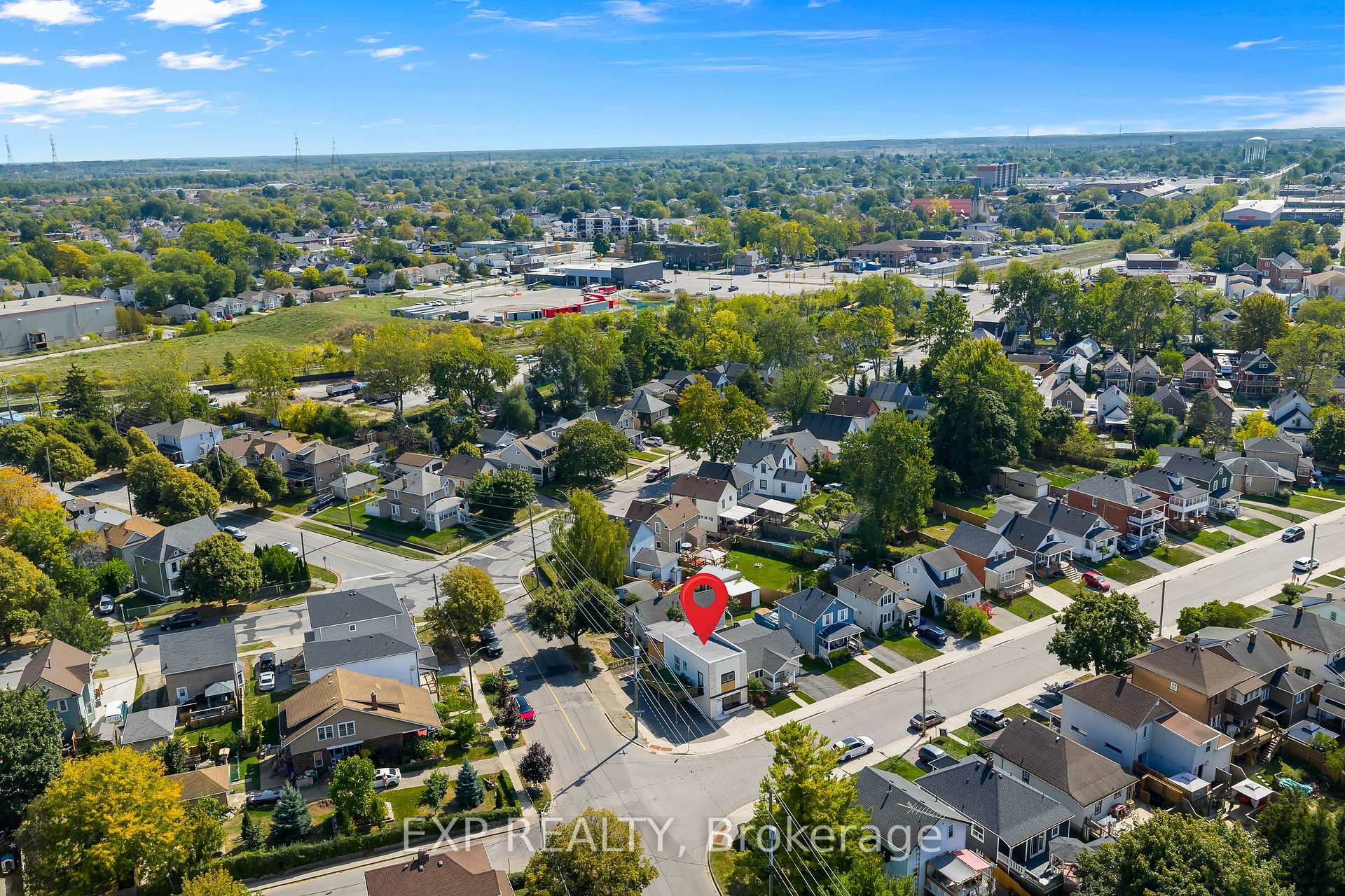 Photo 10 of 60 Margery Road, Welland, Welland Downtown — HOMEH