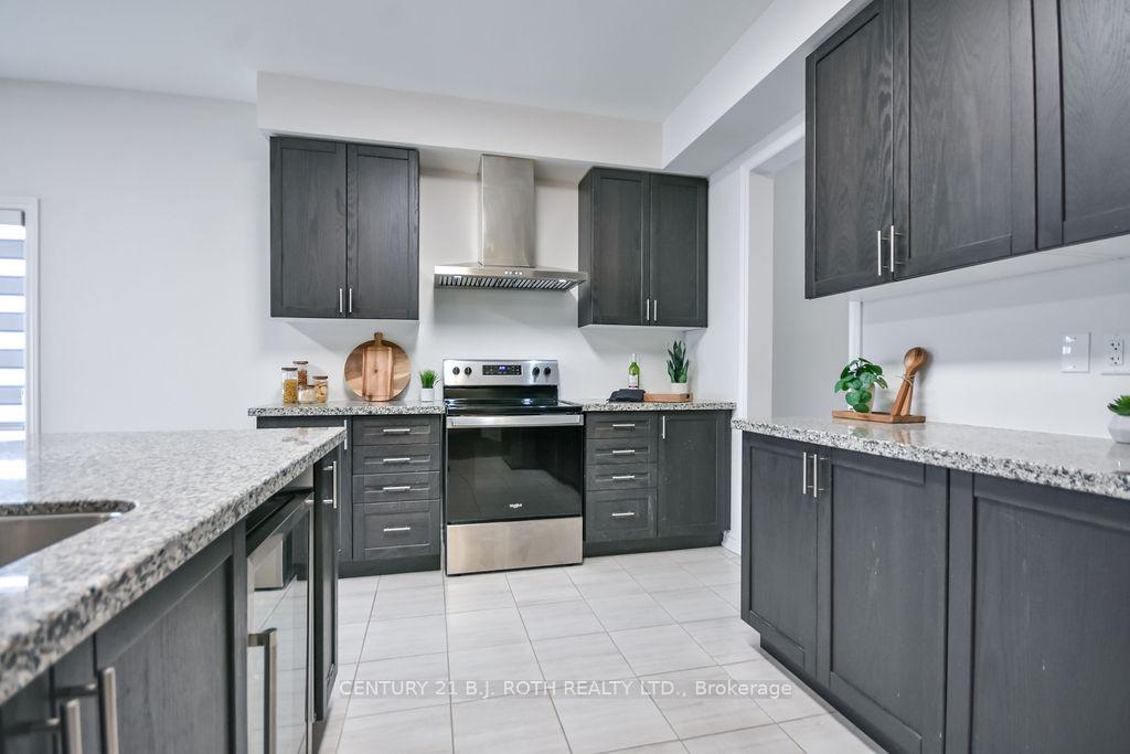 Photo 13 of 1521 Broderick Street, Innisfil, Rural Innisfil — HOMEH